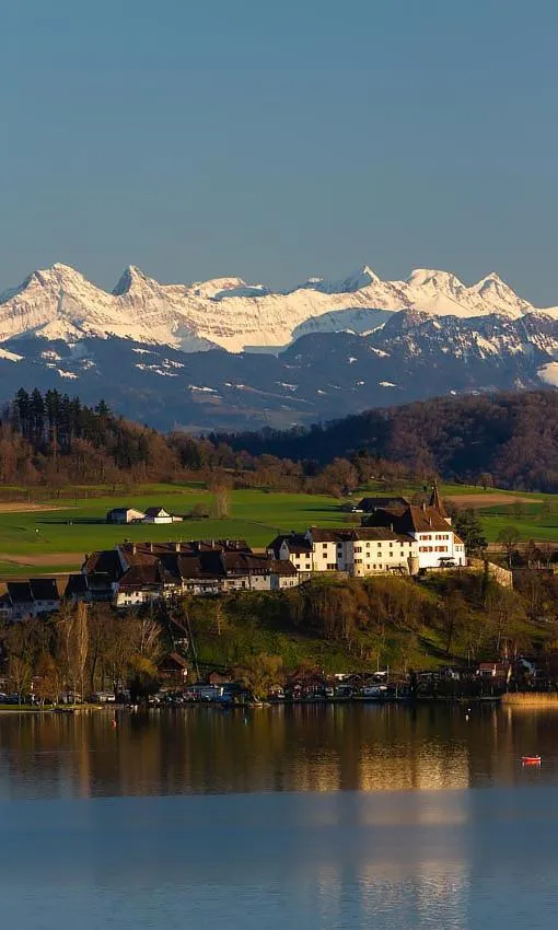 Nearby landmark in Hotel Jean-Jacques Rousseau