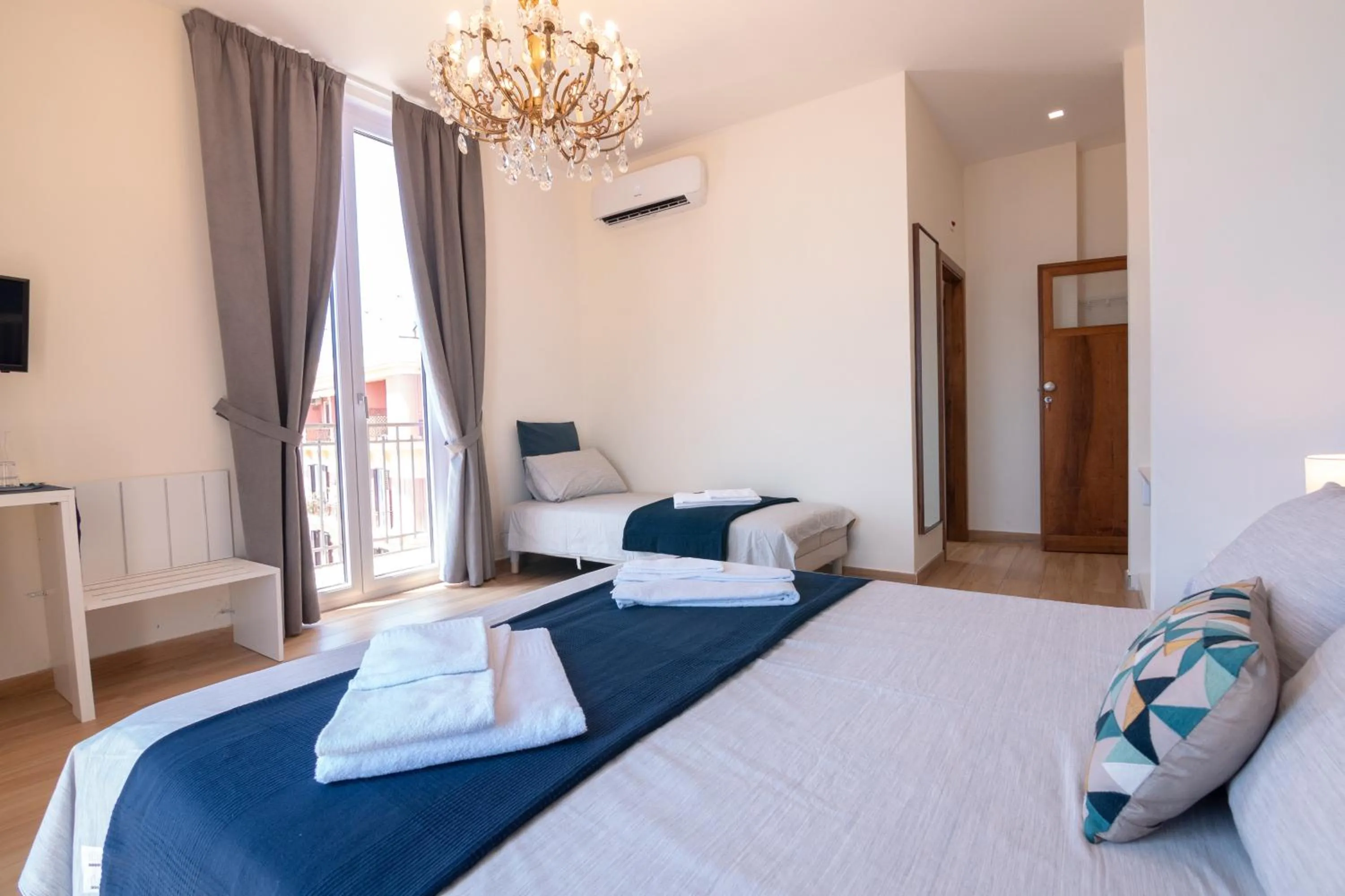 Bed in Santa Caterina B&B