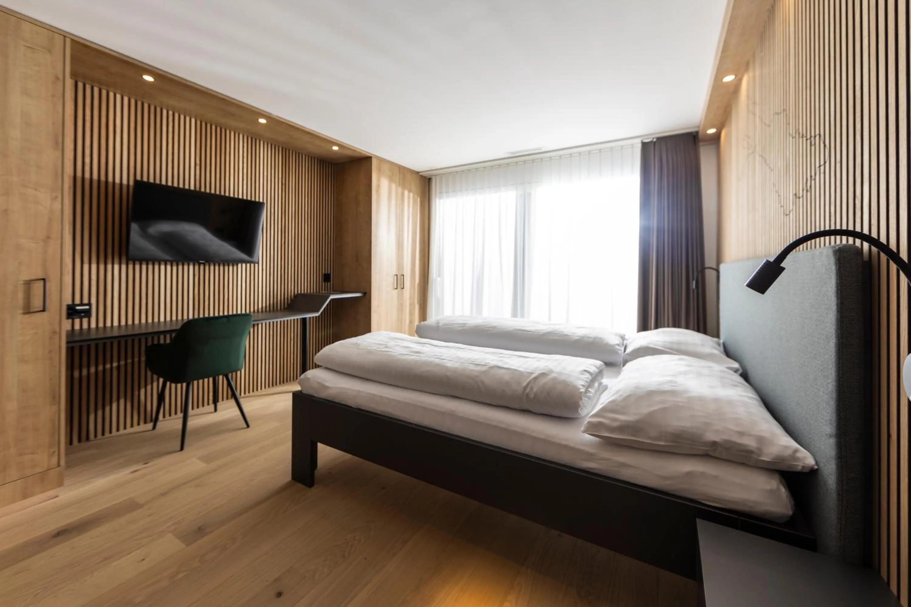 Bedroom, Bed in Seemöwe Wellnesshotel Swiss Quality