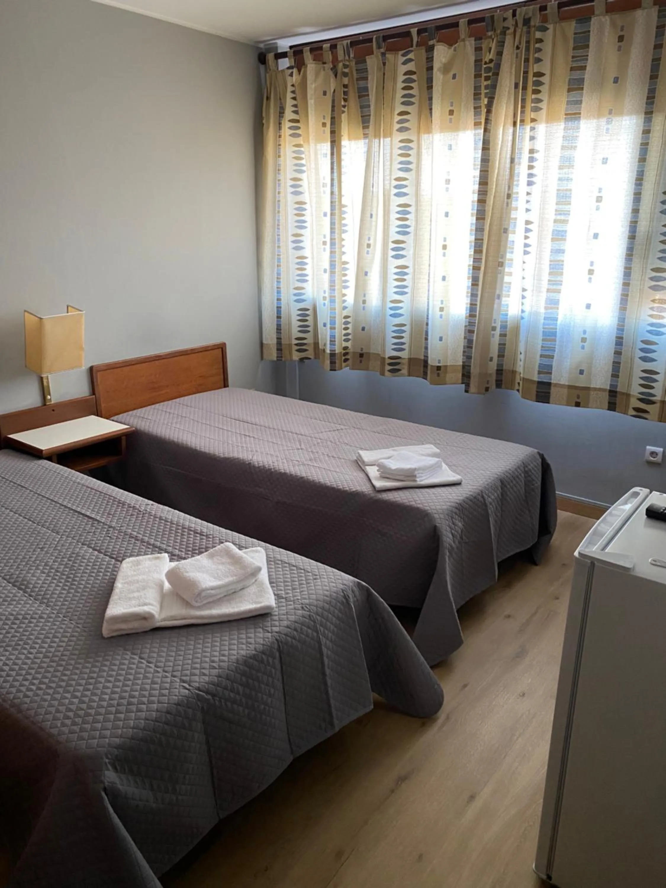 Twin Room with Private Bathroom in São Roque Suites