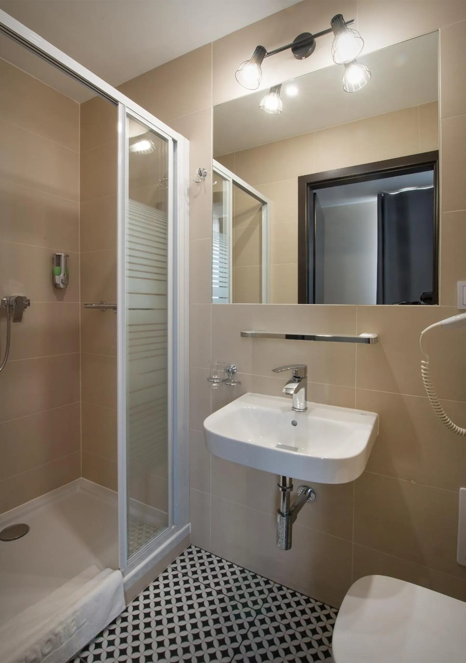 Bathroom in Hotel Capitol