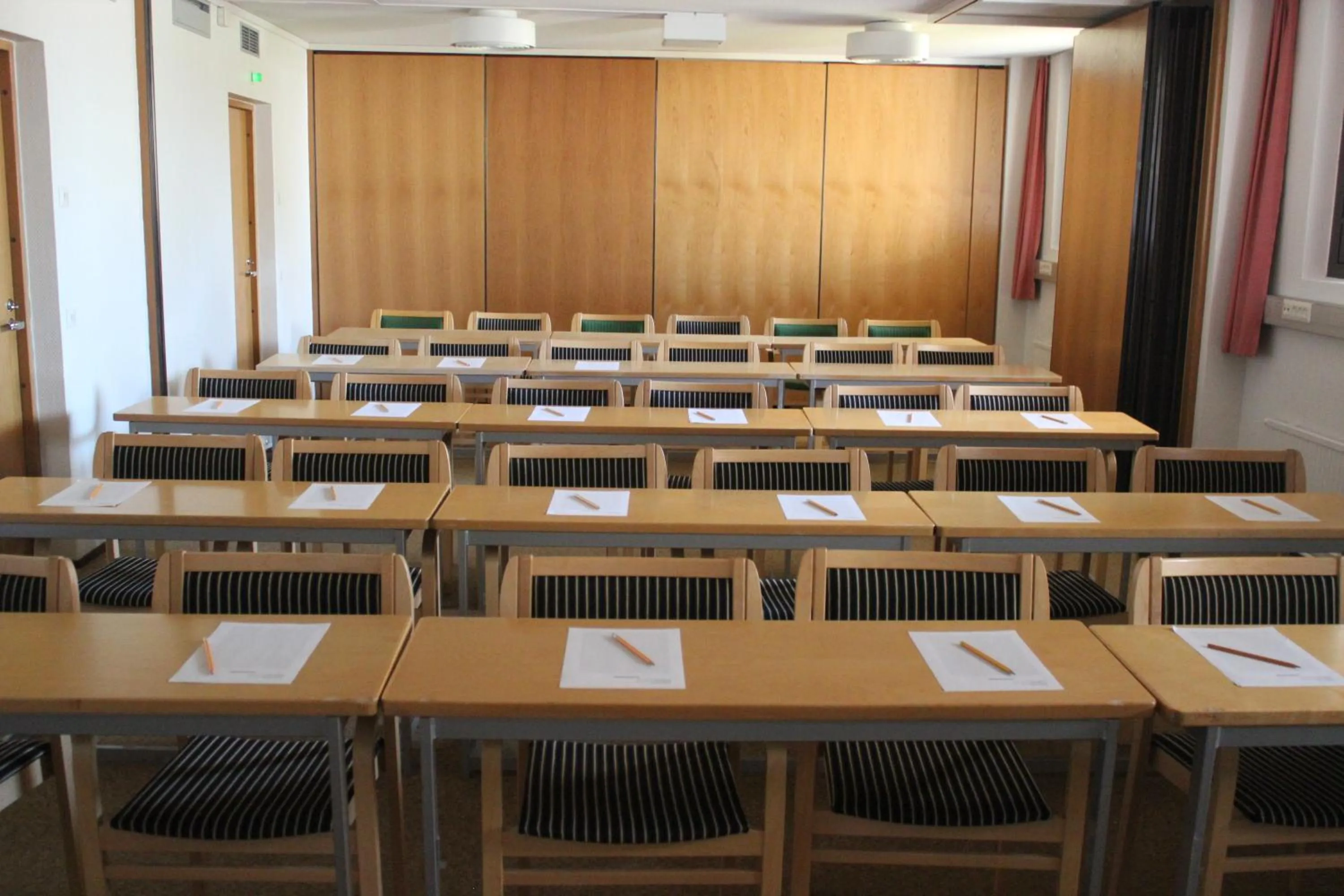 Business facilities in Hotel Cikada