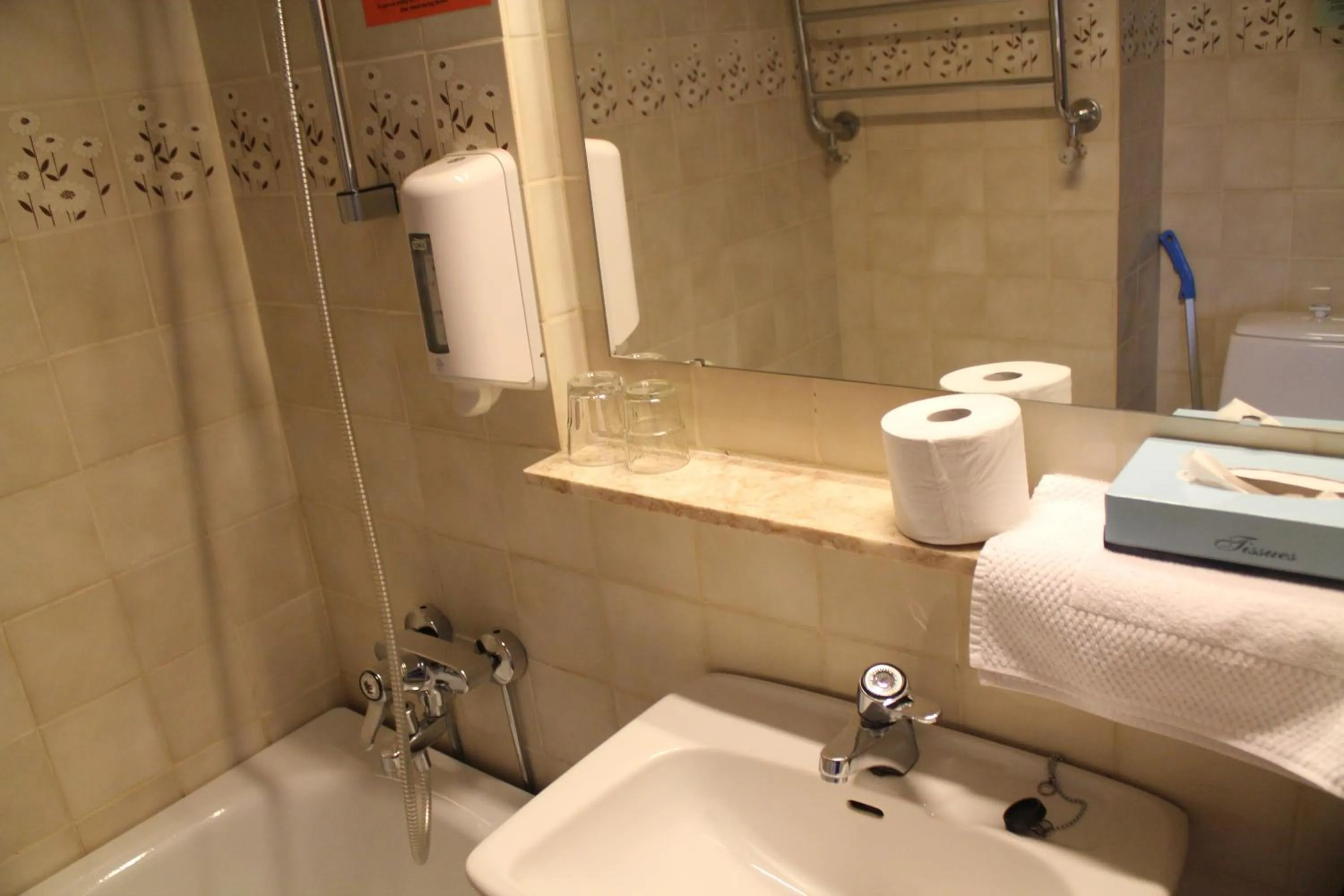 Bathroom in Hotel Cikada