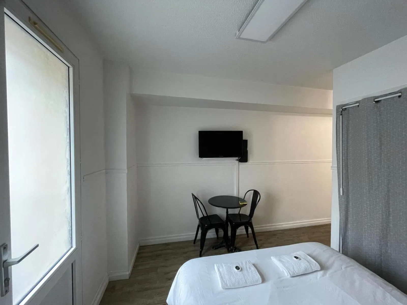 Bed in Studios dans l'hyper centre Bordeaux
