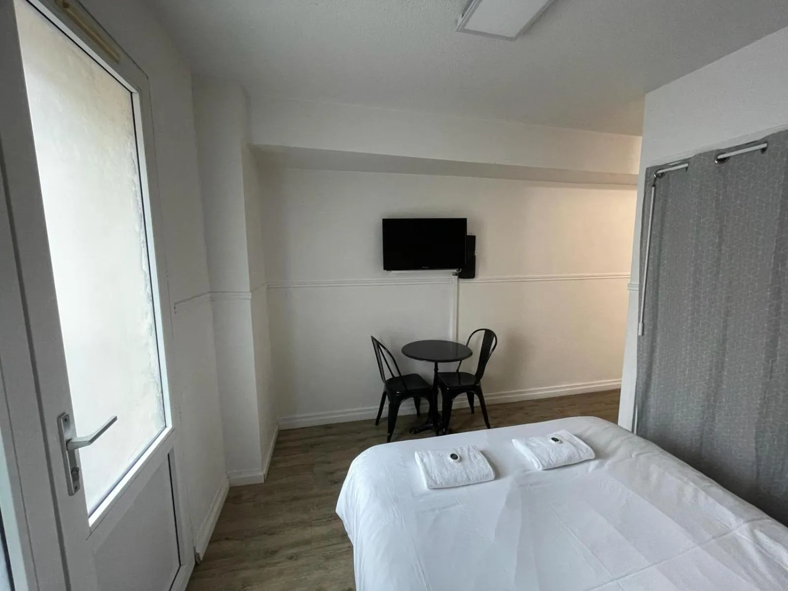 Bed in Studios dans l'hyper centre Bordeaux