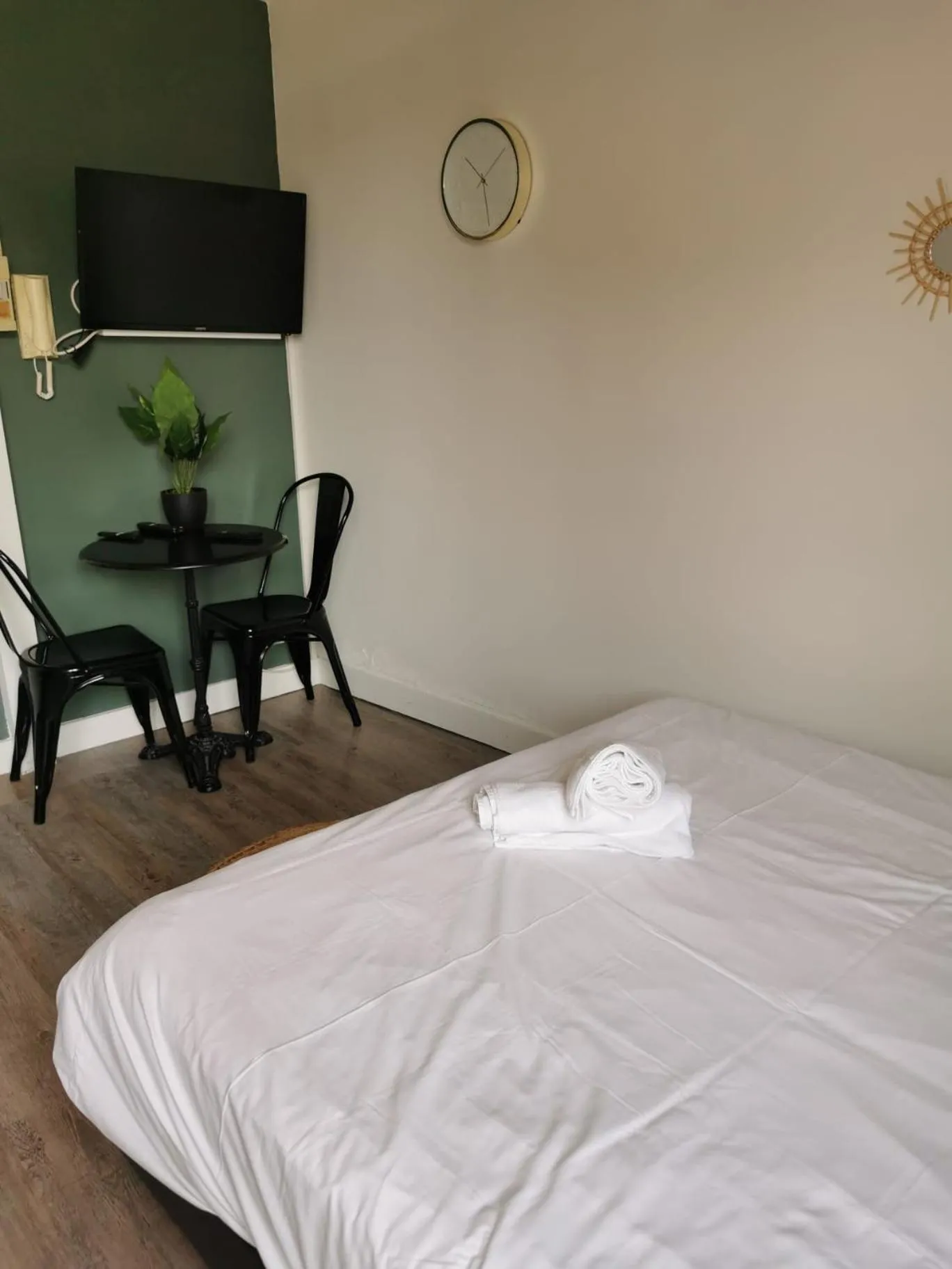 Bed in Studios dans l'hyper centre Bordeaux