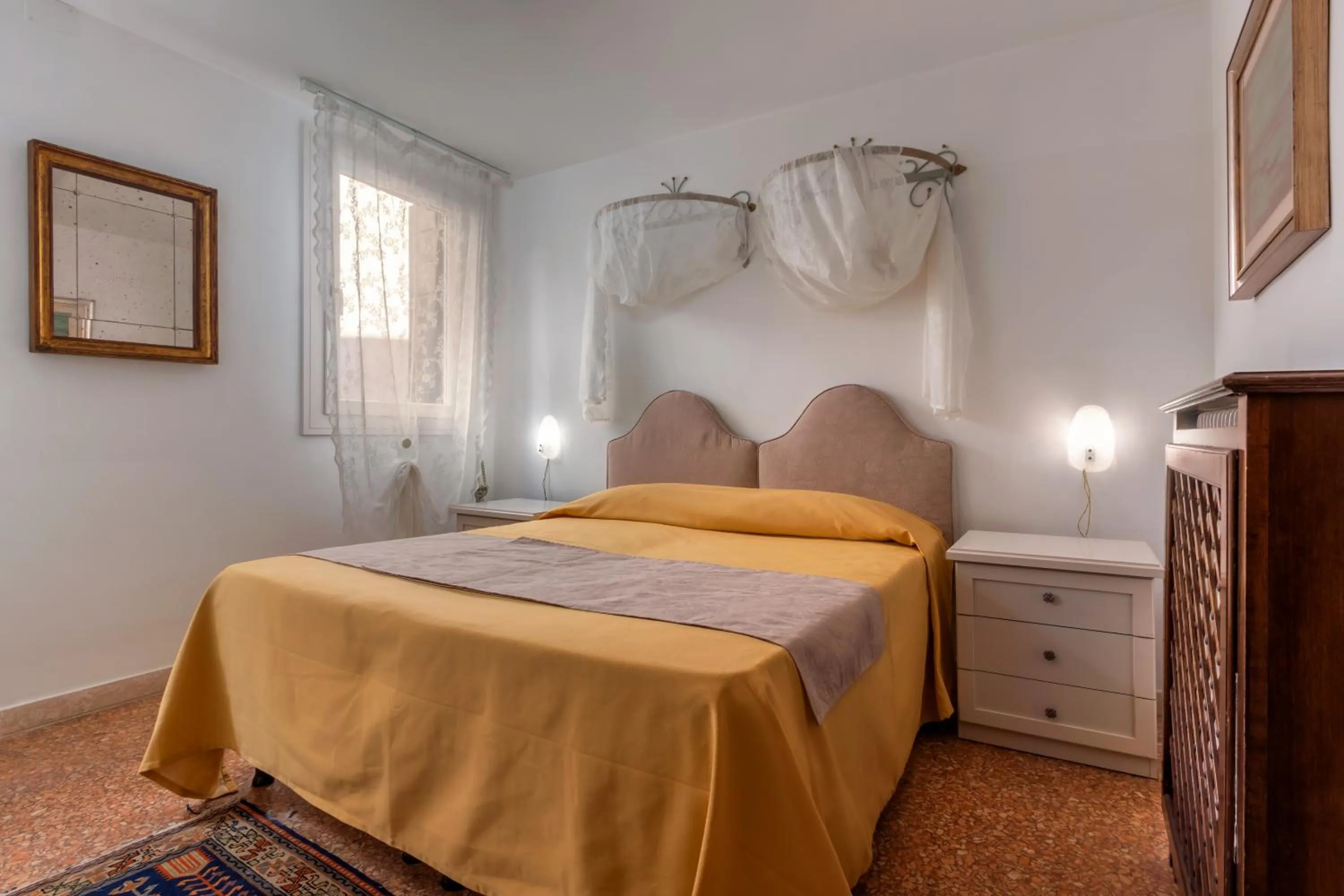 Bed in Hotel Casa Boccassini