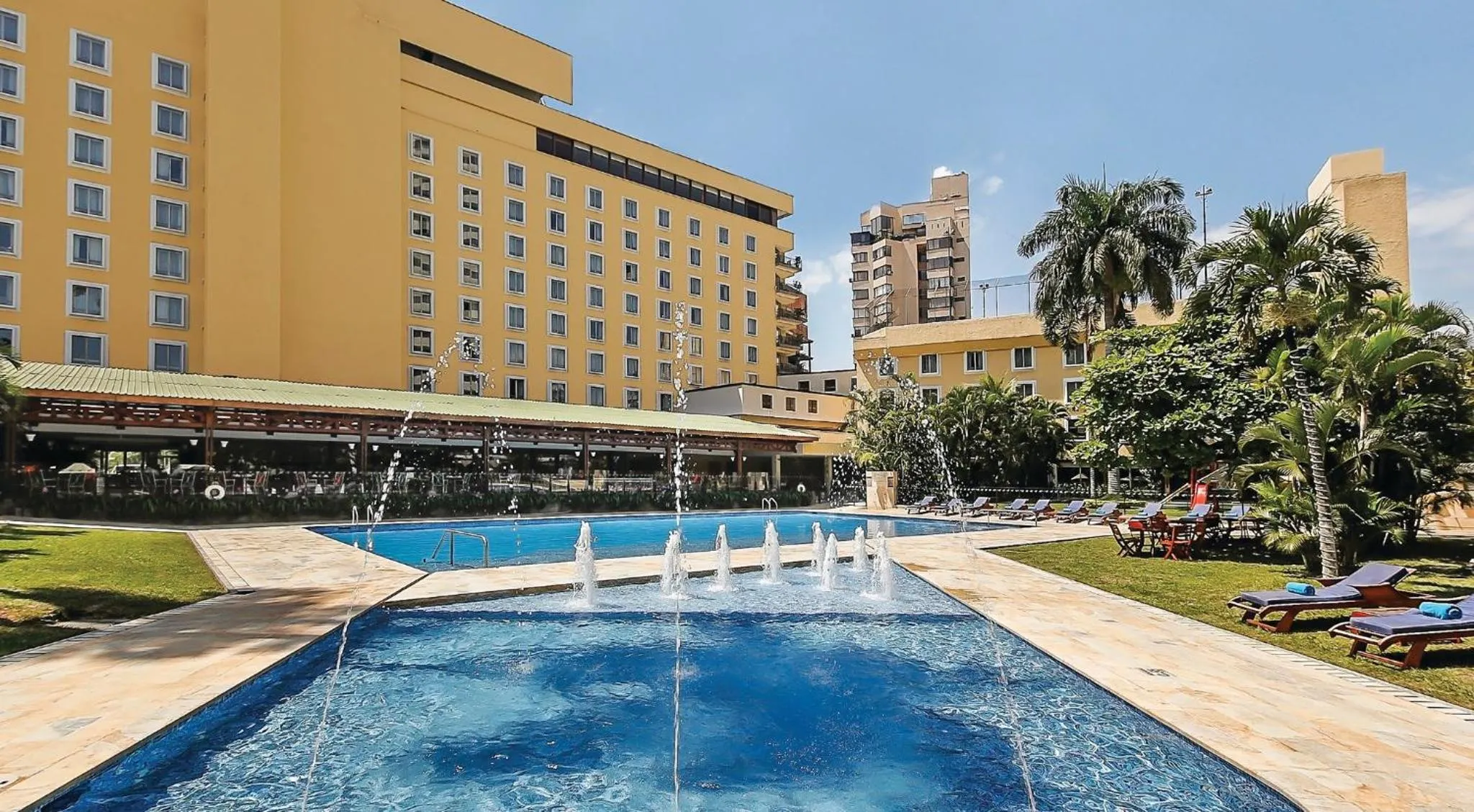 Swimming pool in Hotel Intercontinental Cali by IHG