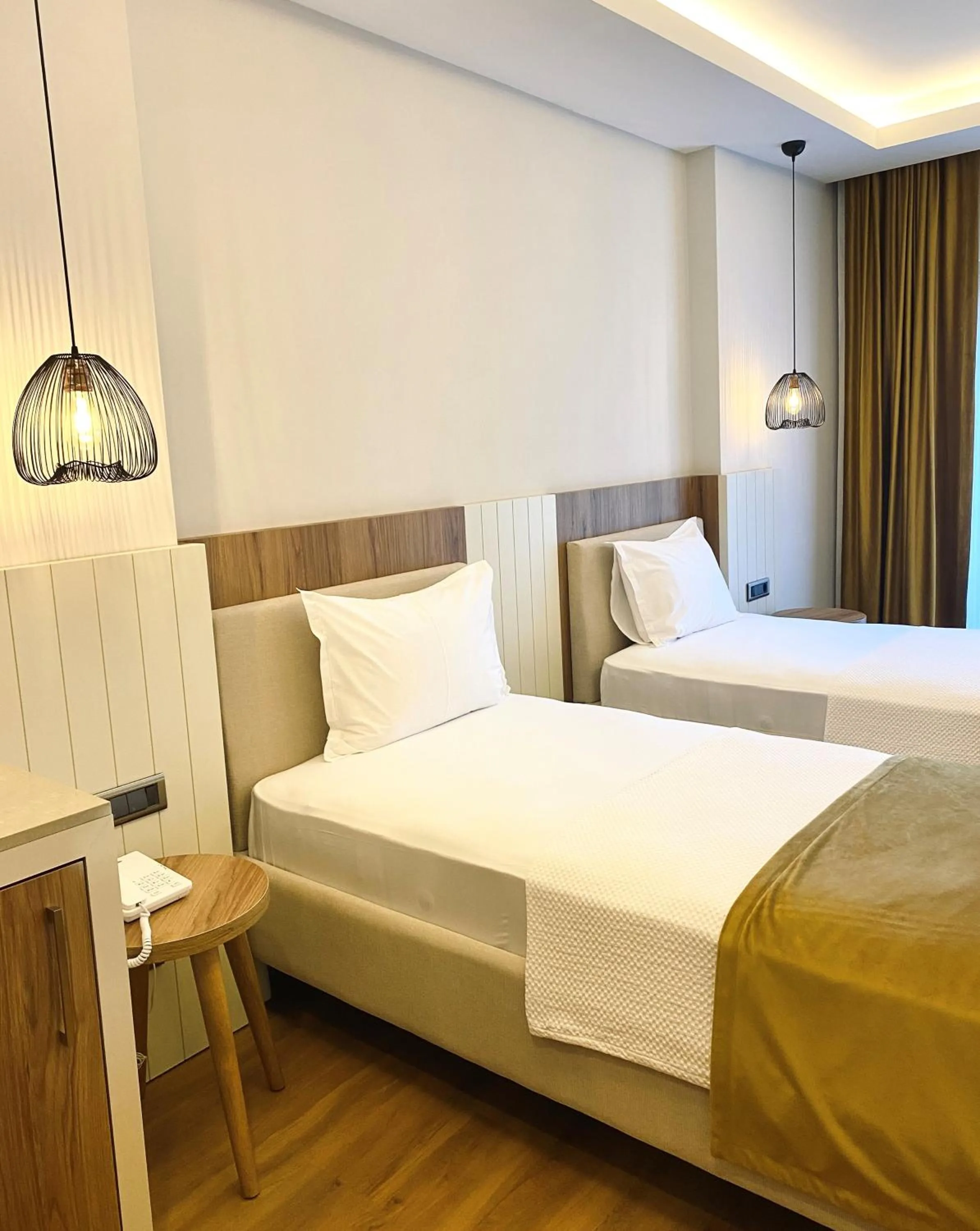 Bed in Dedeoğlu Port Hotel