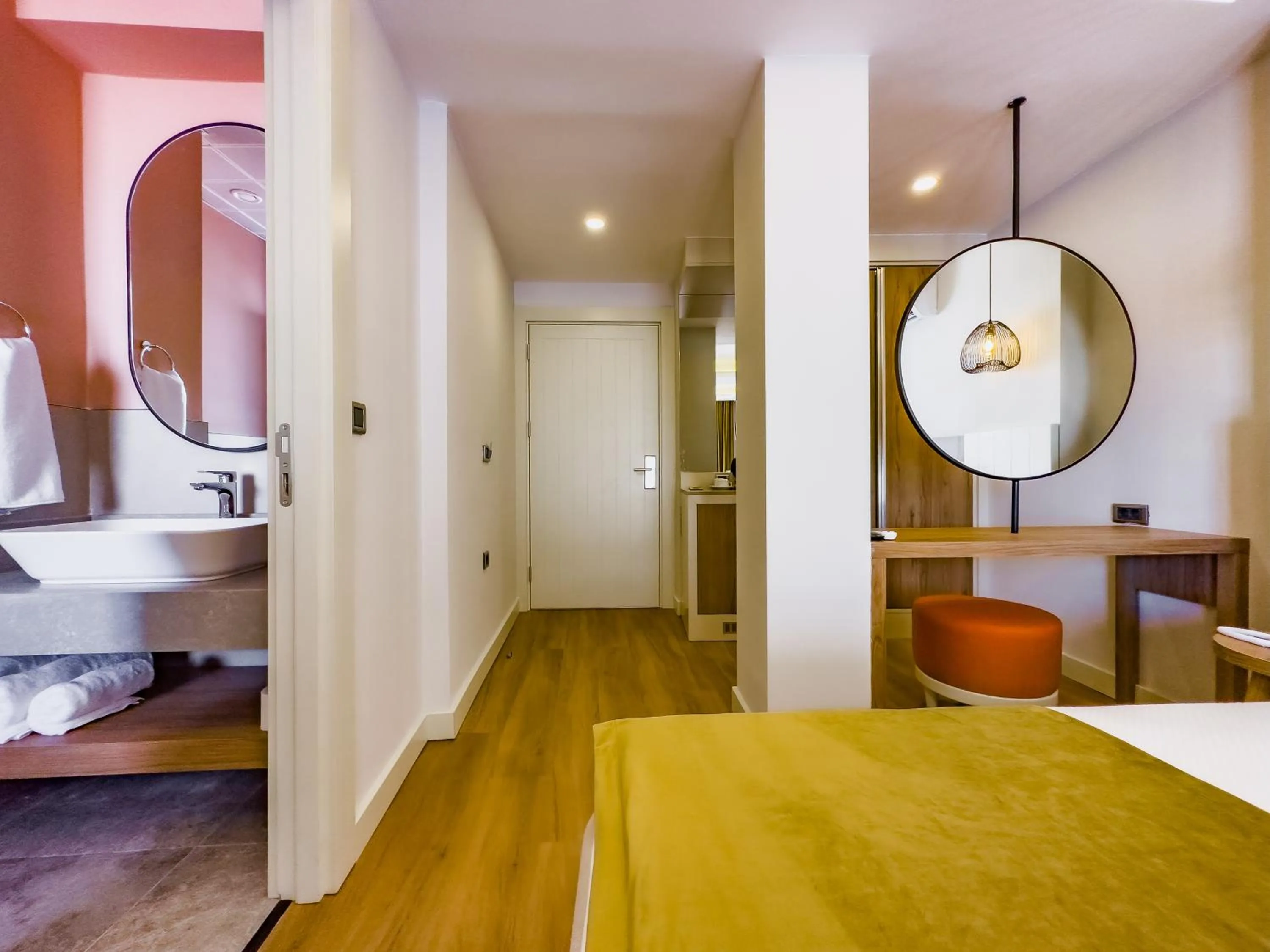 Bed in Dedeoğlu Port Hotel