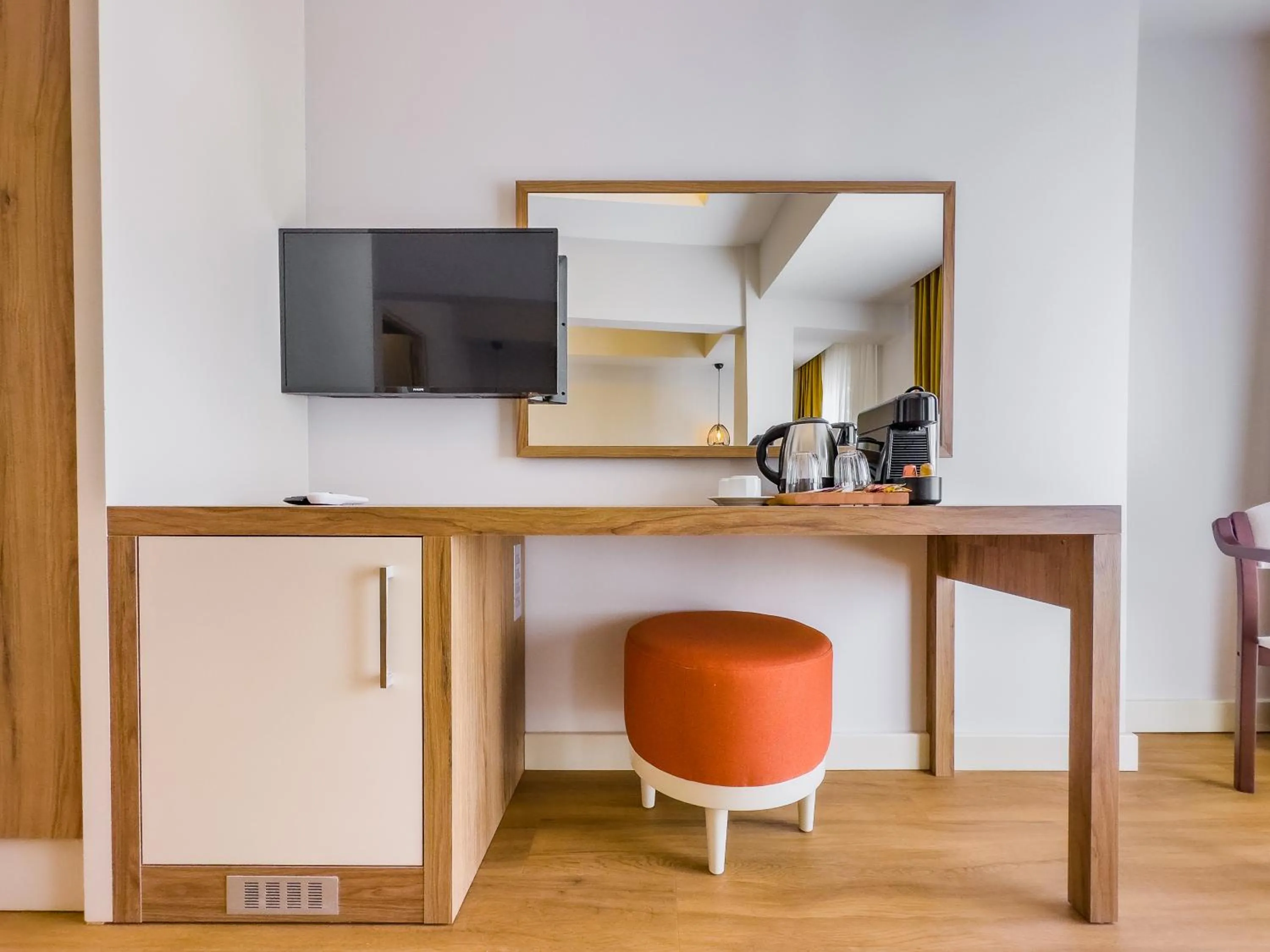 hair dresser in Dedeoğlu Port Hotel