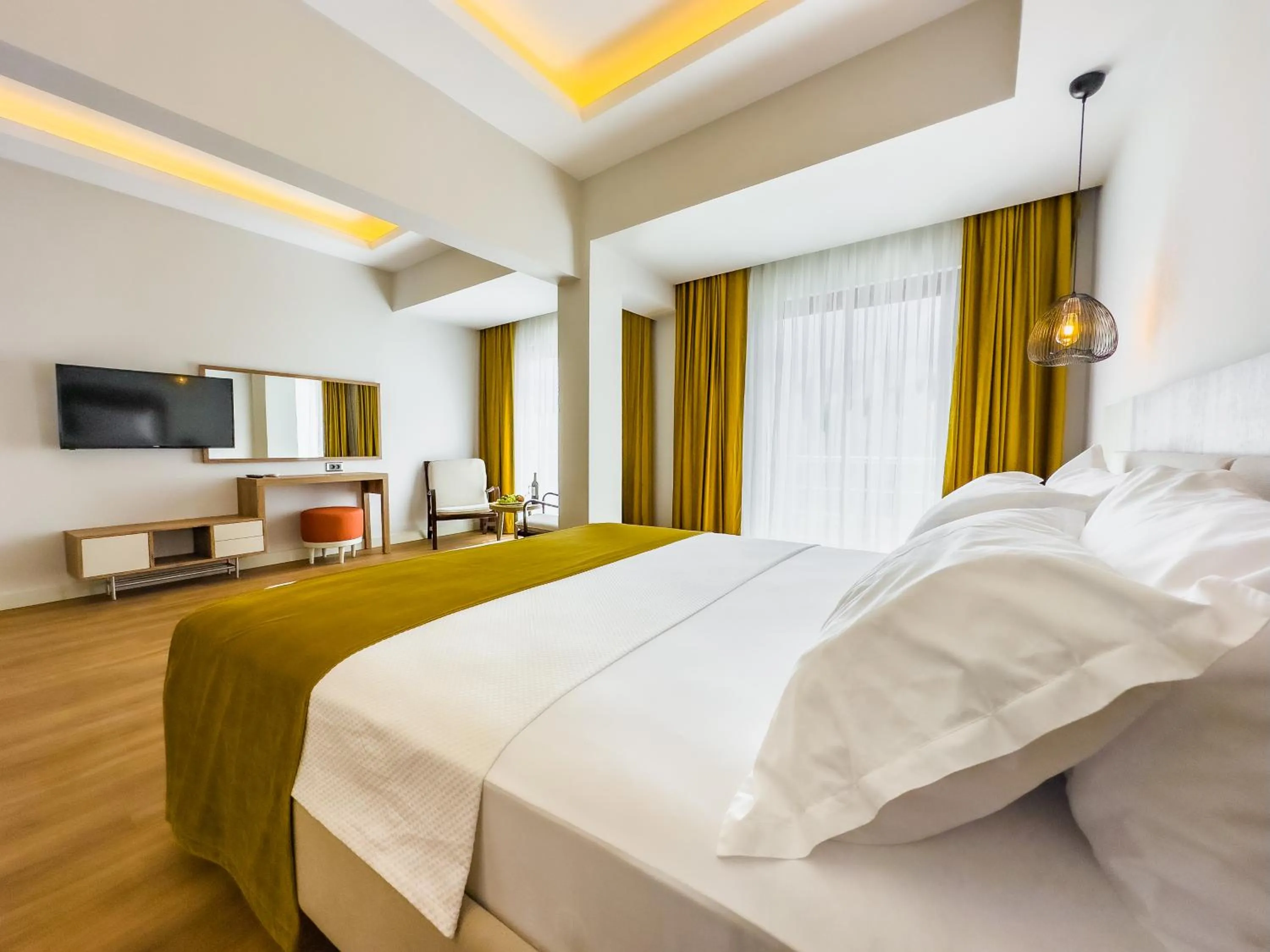 Bed in Dedeoğlu Port Hotel