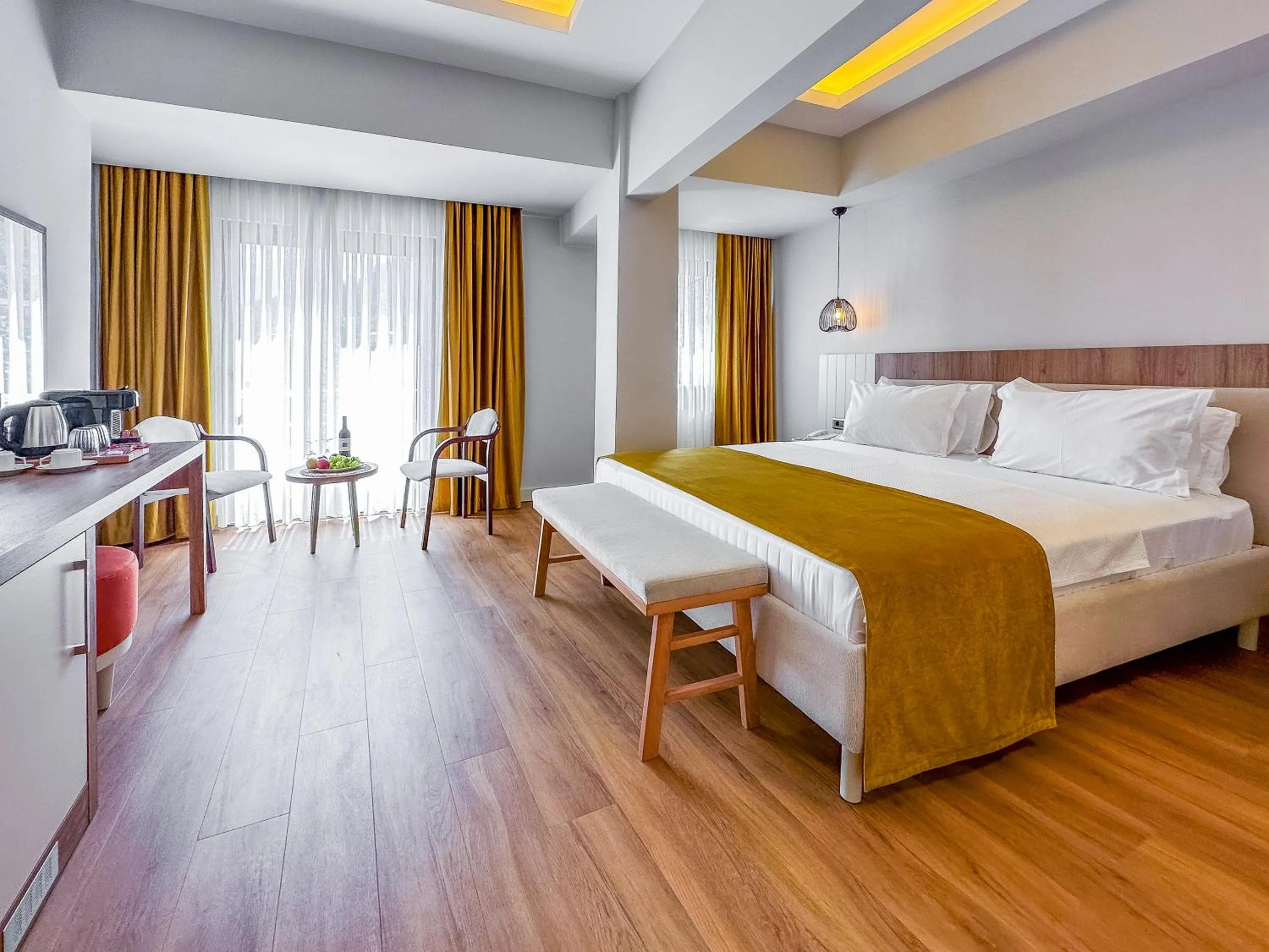 Bed in Dedeoğlu Port Hotel