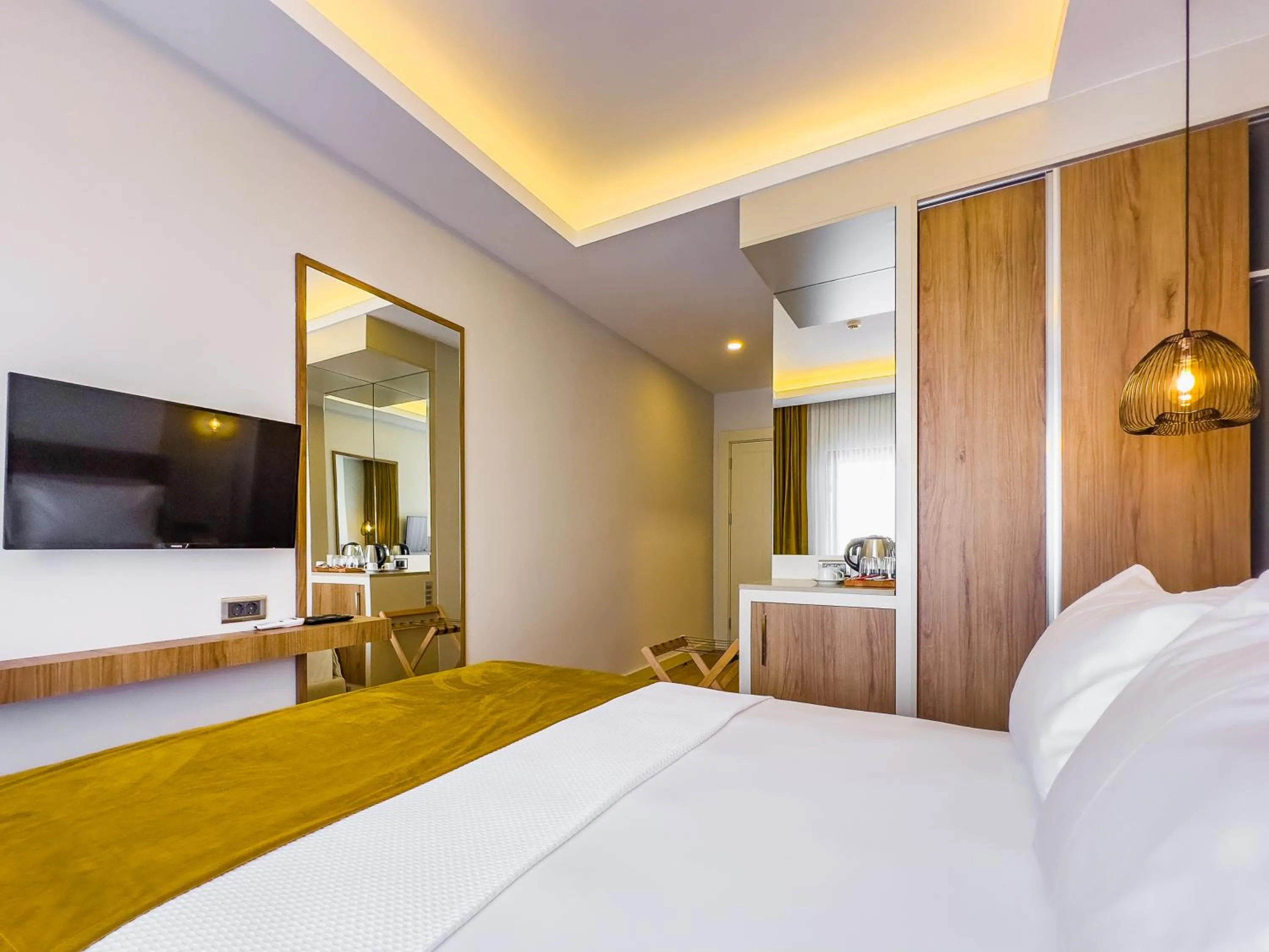 Bed in Dedeoğlu Port Hotel