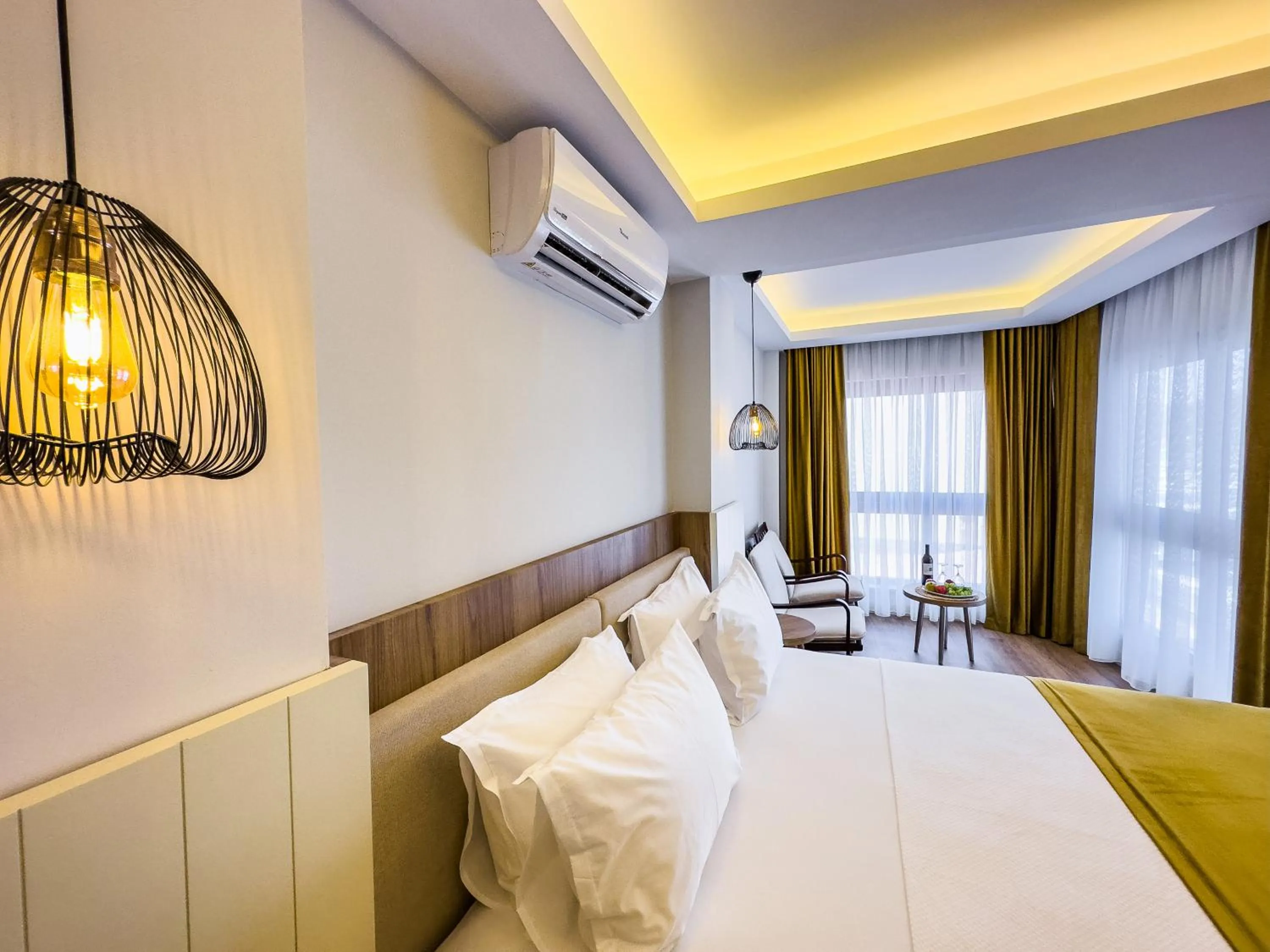 Bed in Dedeoğlu Port Hotel