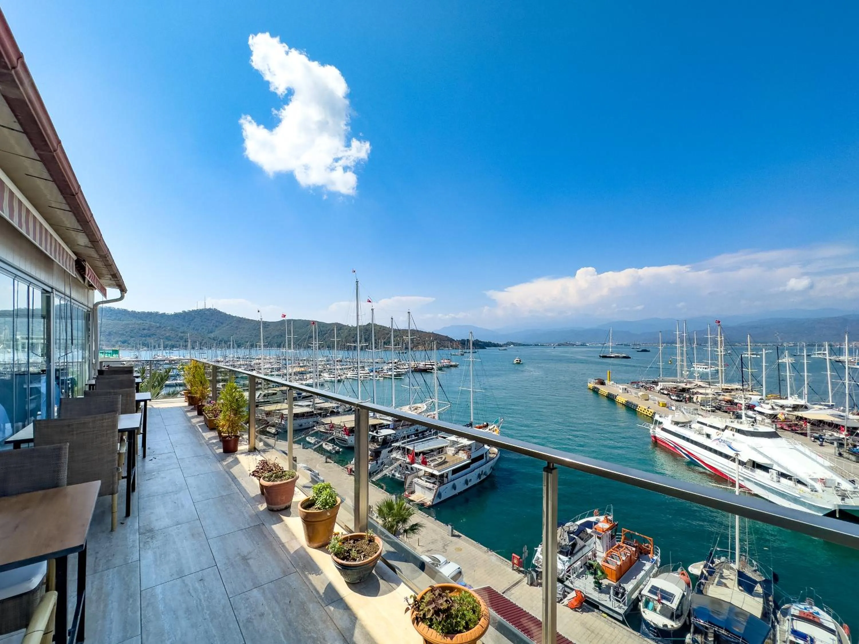 Day in Dedeoğlu Port Hotel
