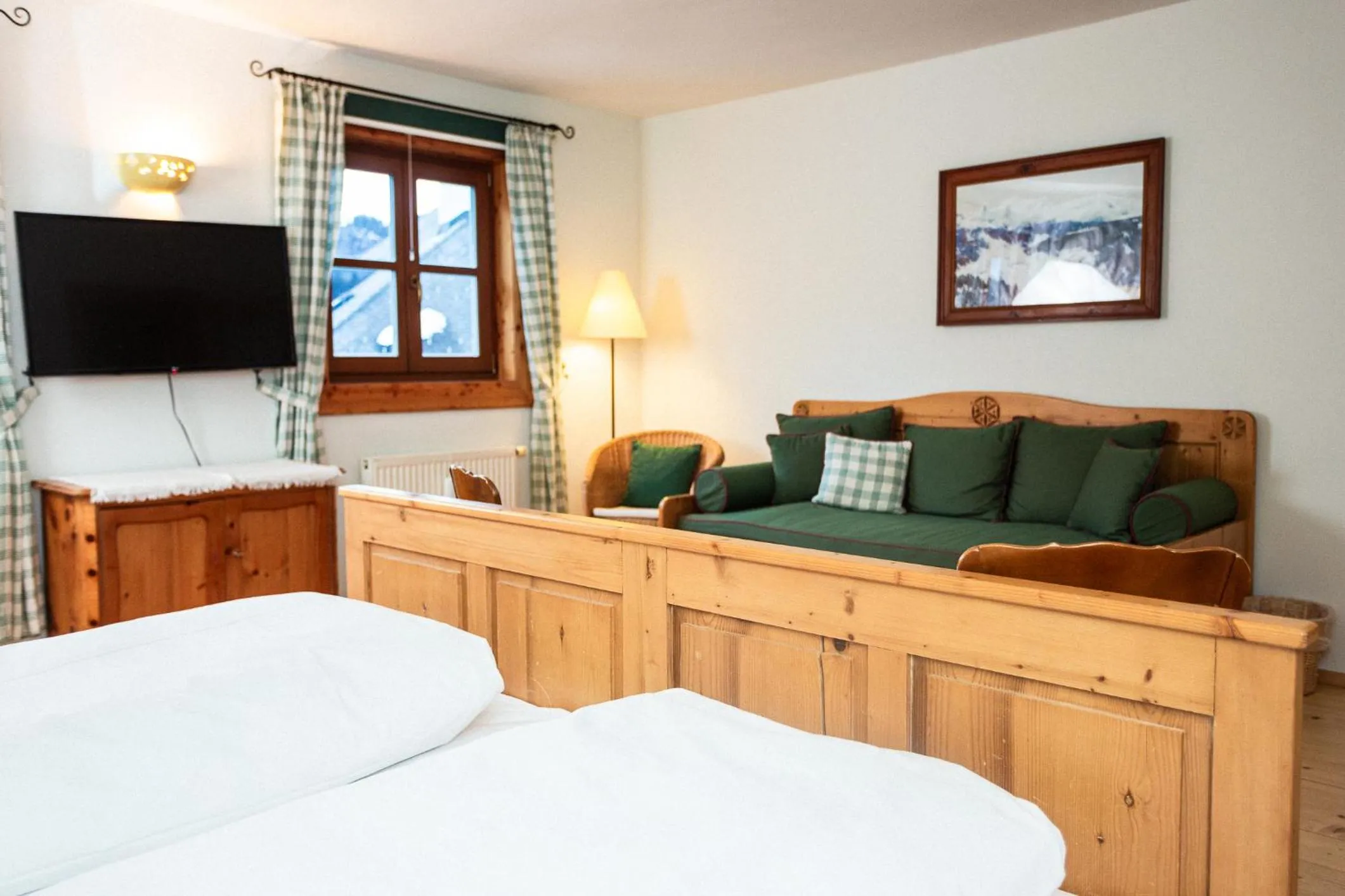 Bed in Hotel-Gasthof Weitgasser