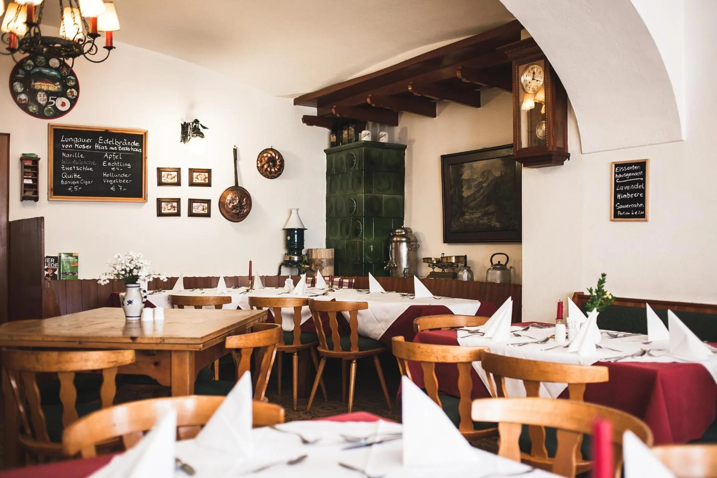 Restaurant/places to eat in Hotel-Gasthof Weitgasser