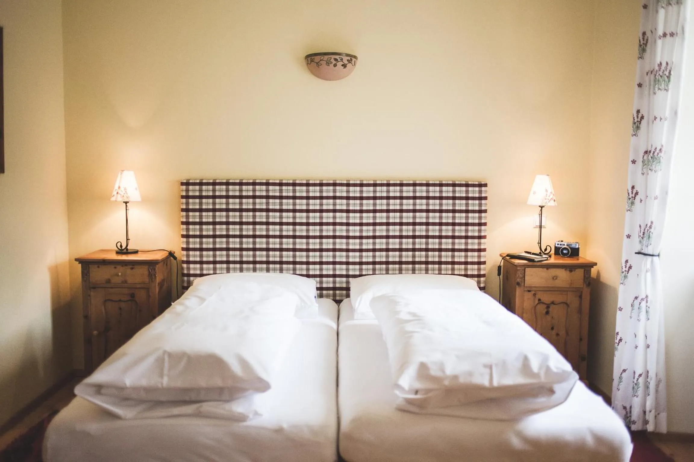 Bedroom, Bed in Hotel-Gasthof Weitgasser