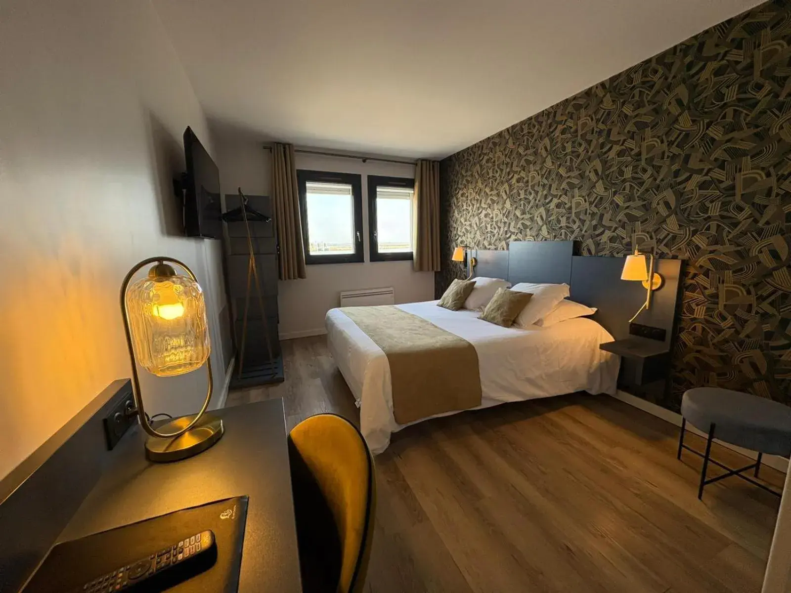 Comfort Double Room with Bay View in Logis - Hôtel de la Baie de Somme Comfort Double Room with Bay View in Logis - Hôtel de la Baie de Somme