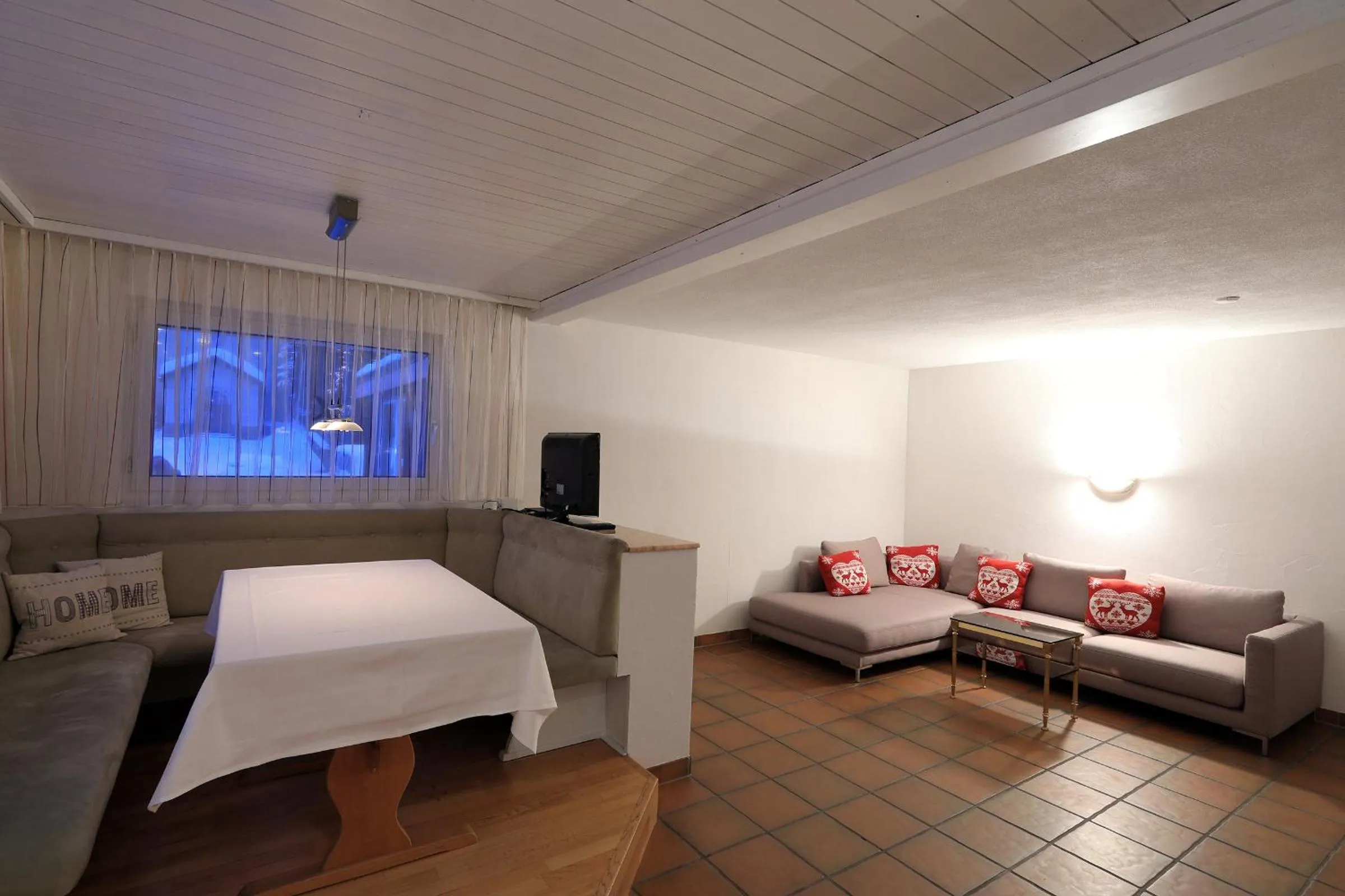 Living room, Bed in Hotel Concordia