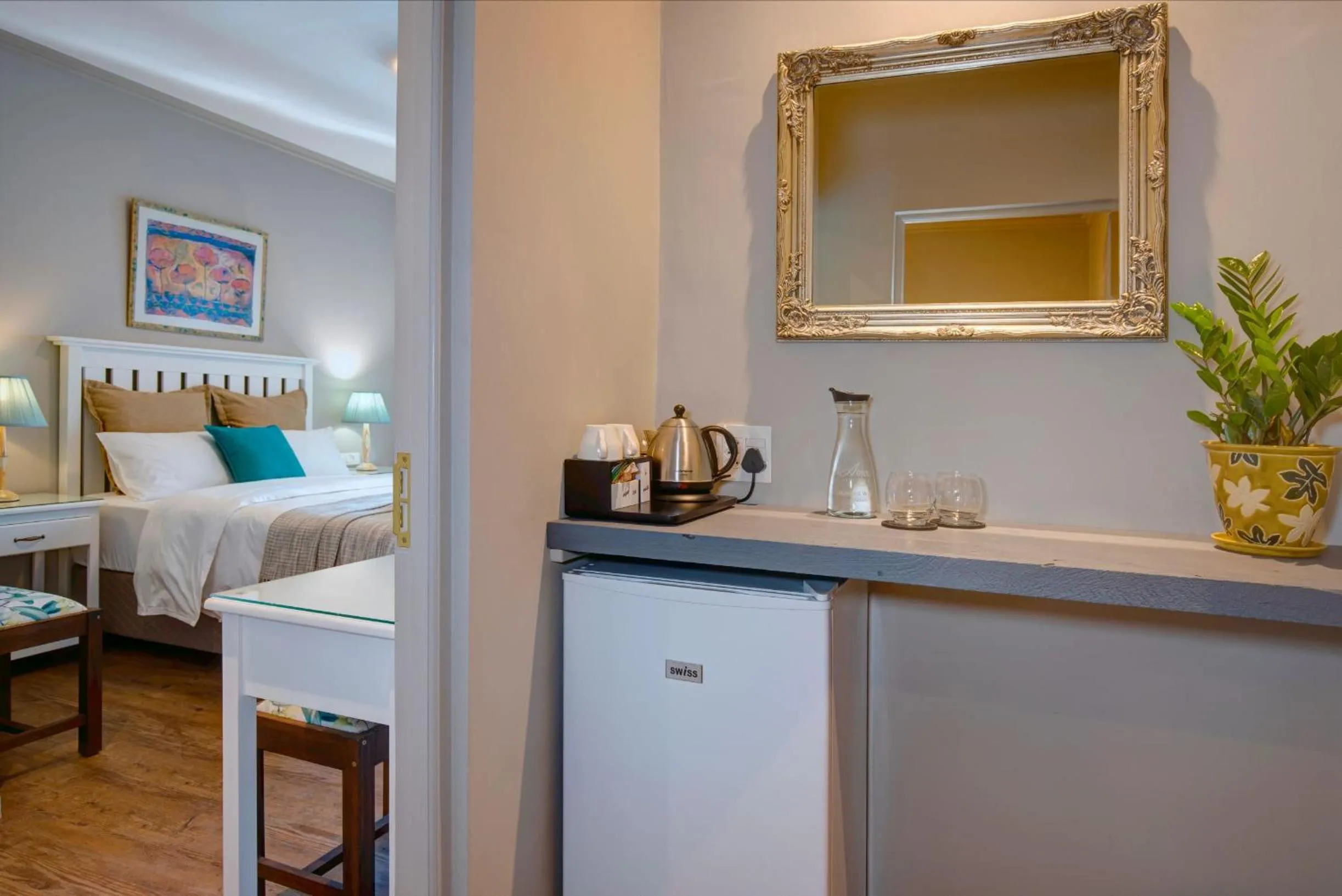 Coffee/tea facilities, Bed in Amour Guest House