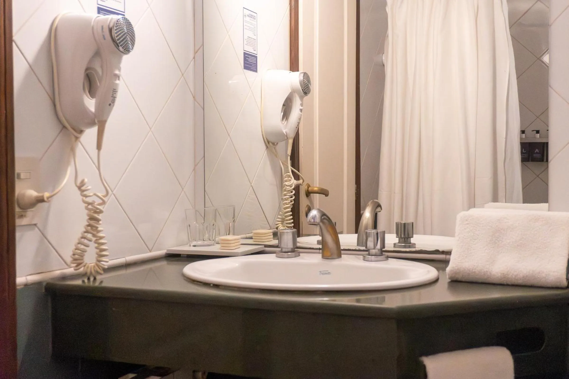 Bathroom in Patagonia Sur Hotel