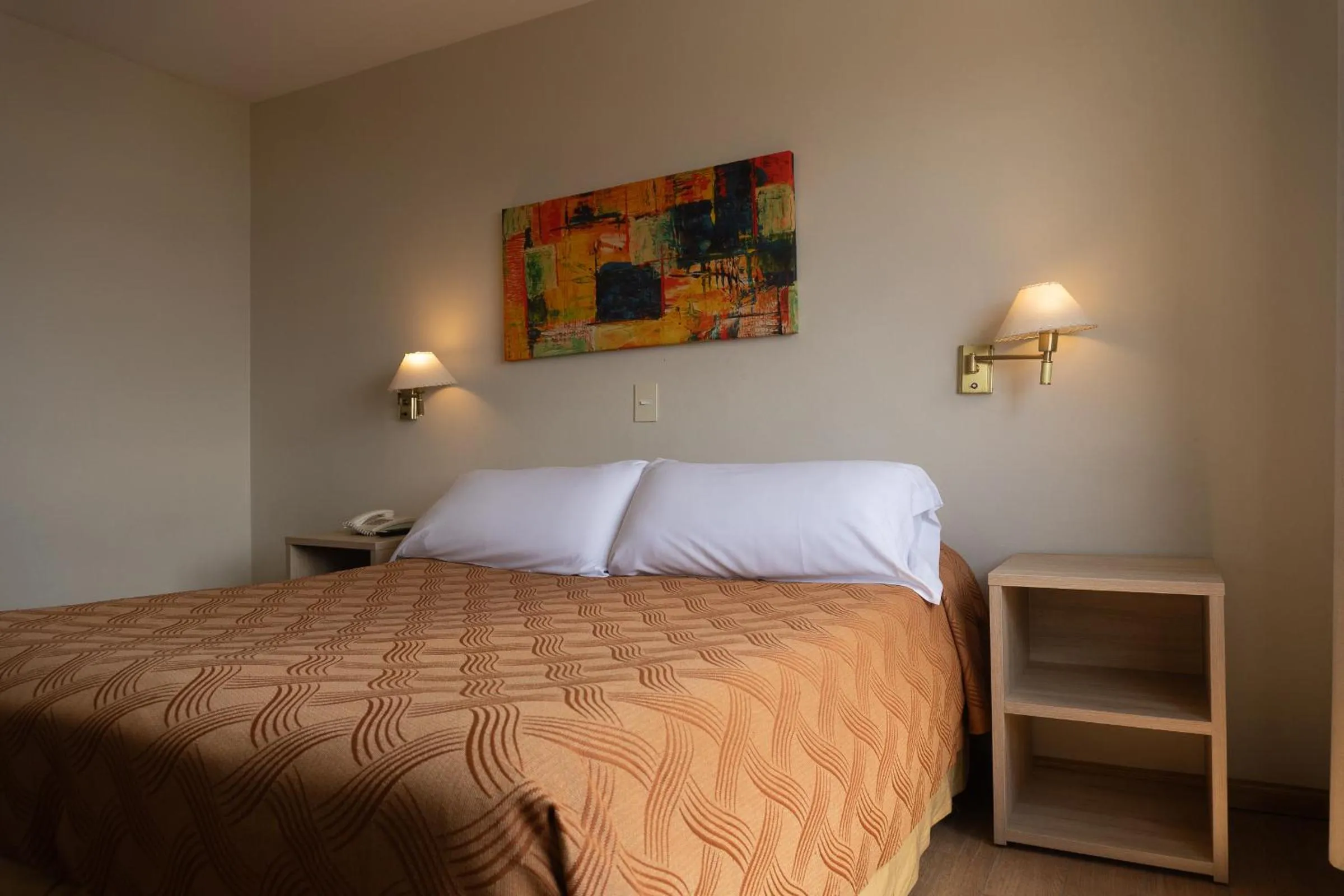 Bedroom, Bed in Patagonia Sur Hotel