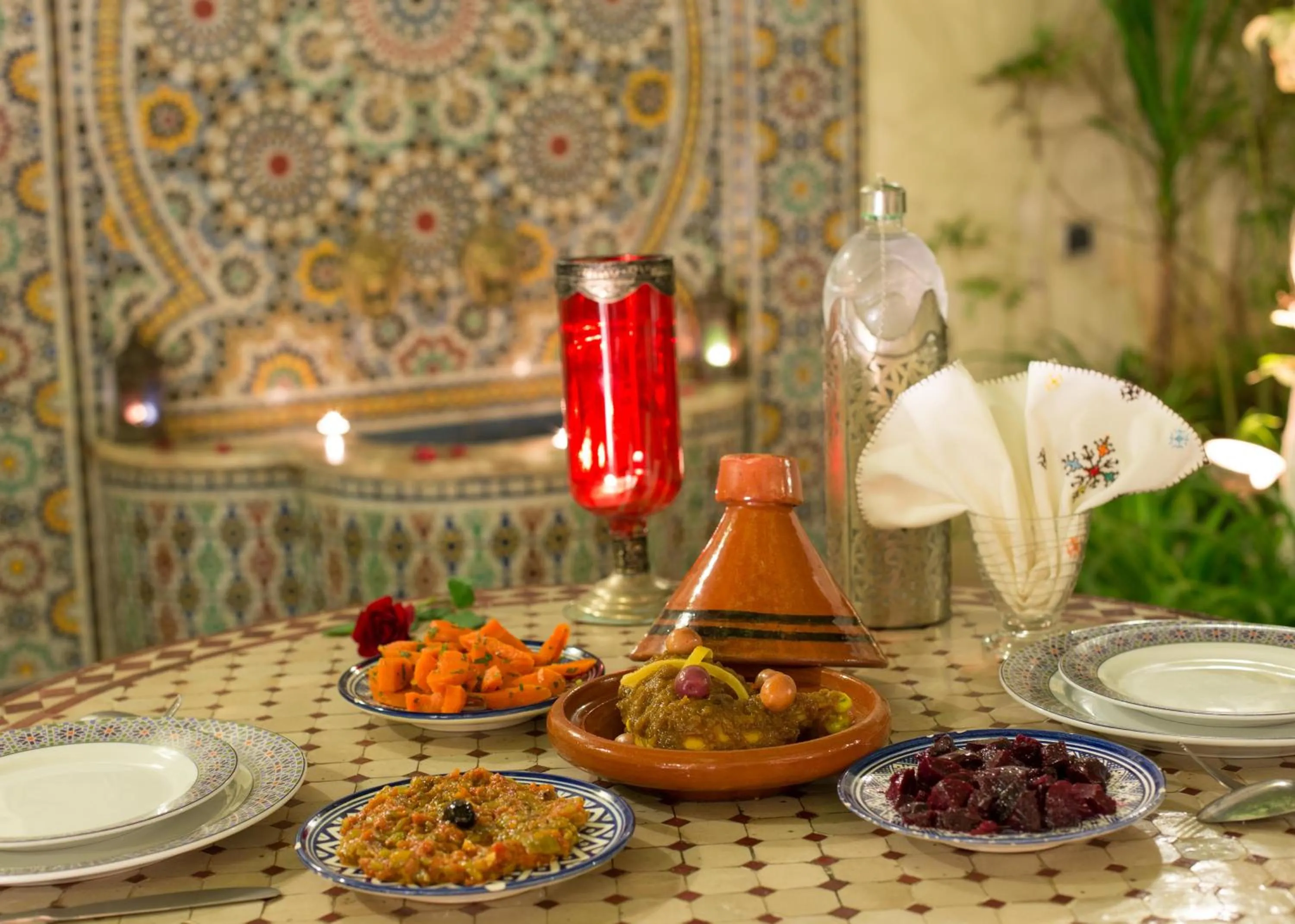 Restaurant/places to eat in Riad Jardin Chrifa