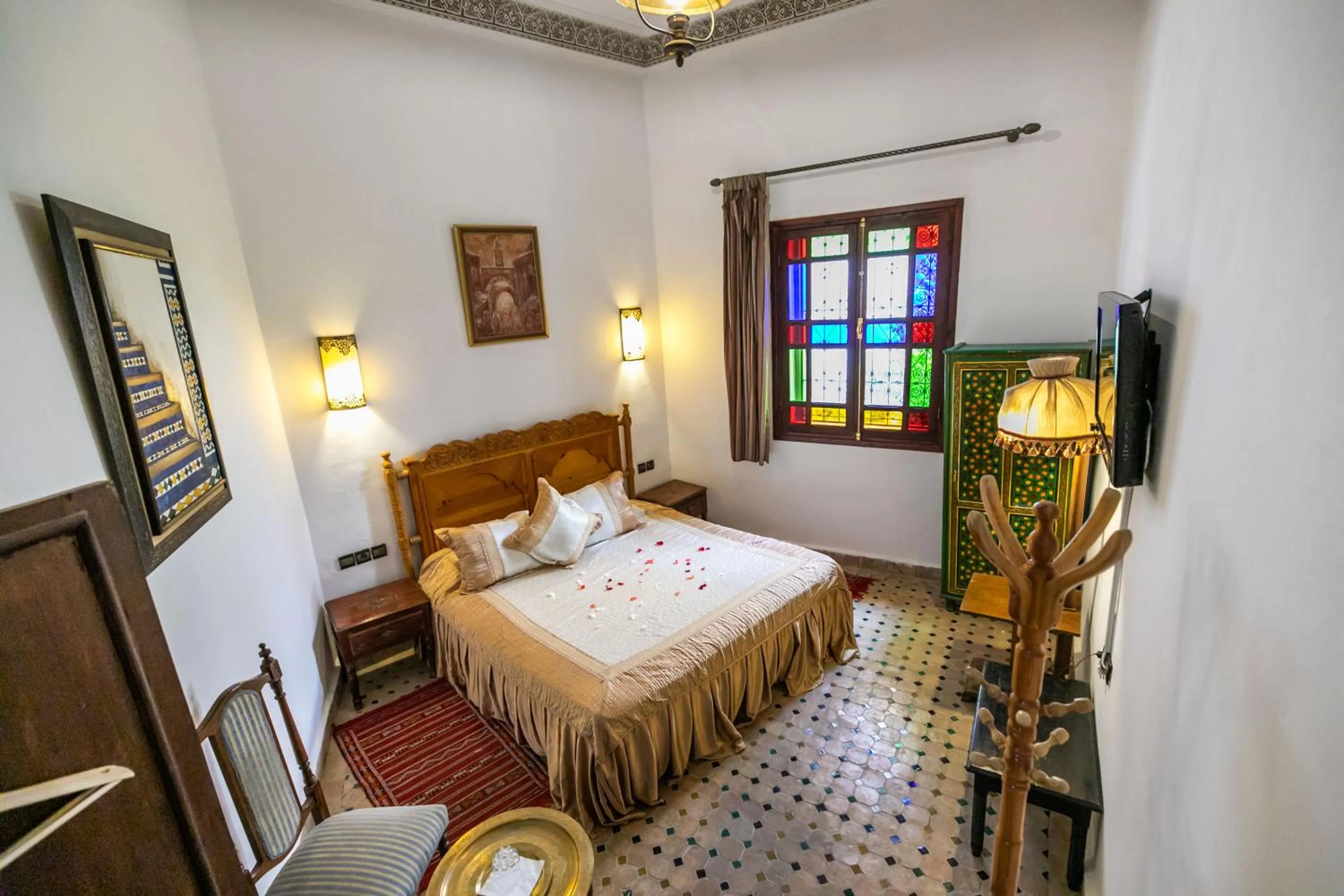 Photo of the whole room, Bed in Riad Jardin Chrifa