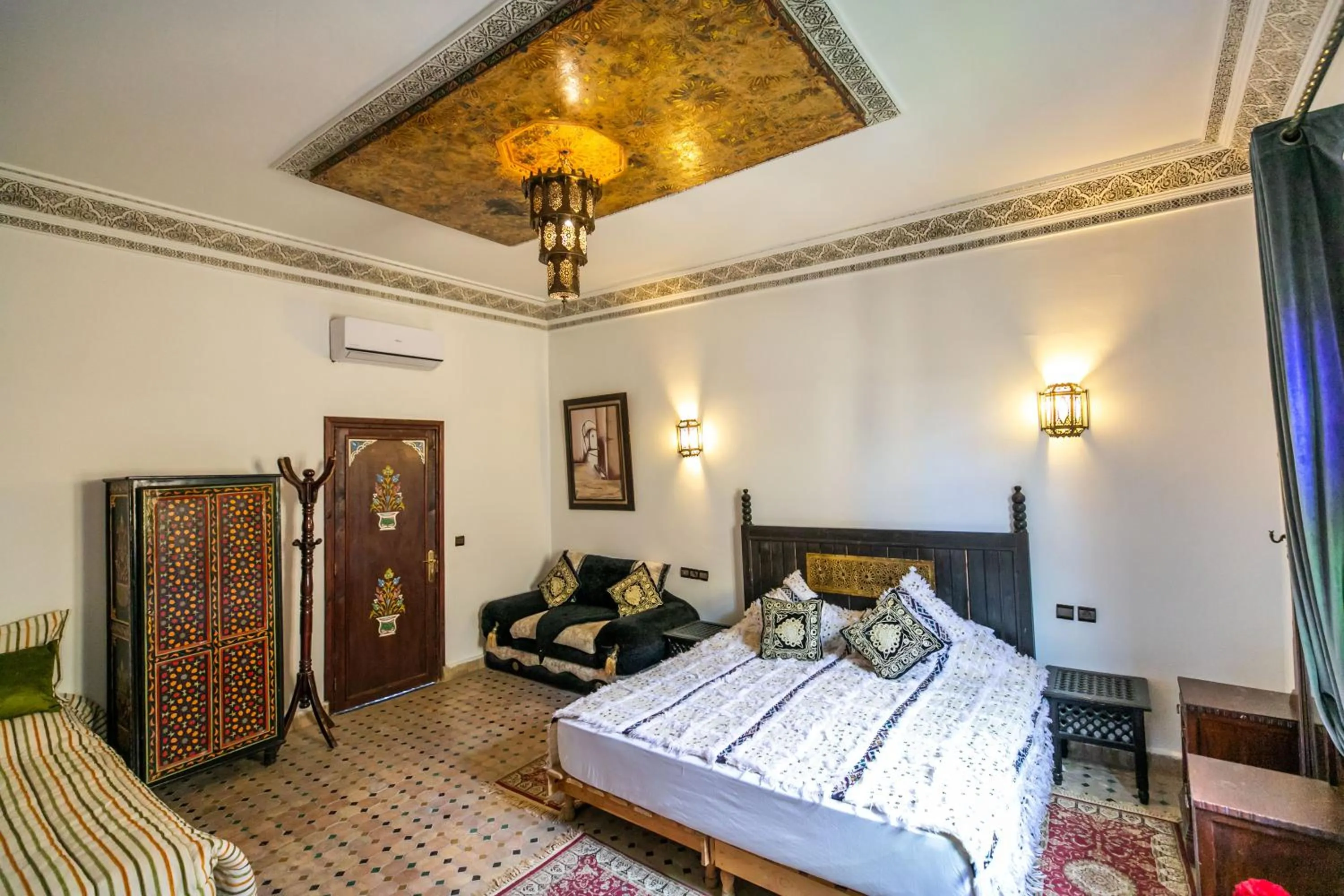 Bedroom, Bed in Riad Jardin Chrifa