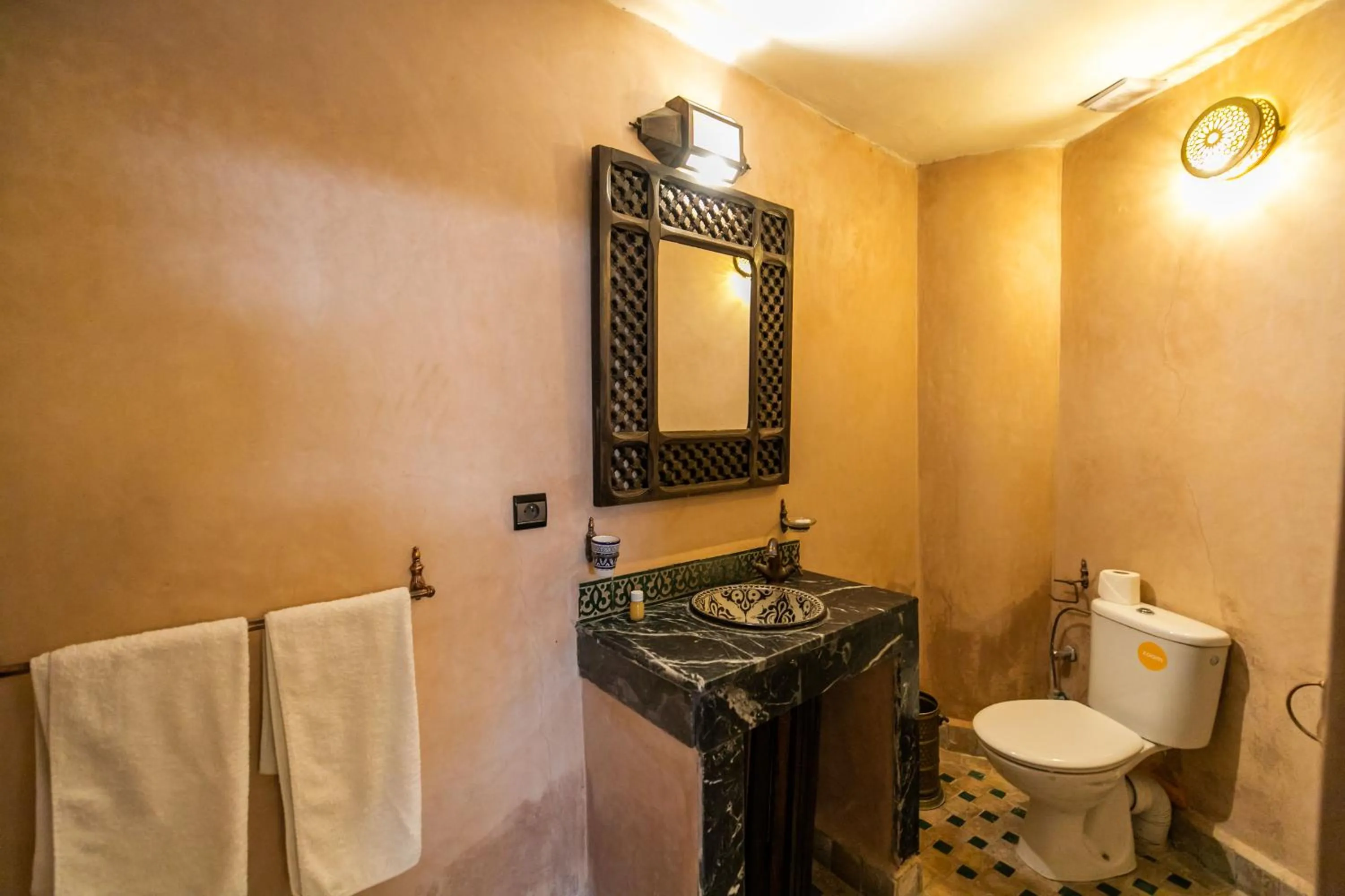 Bathroom in Riad Jardin Chrifa