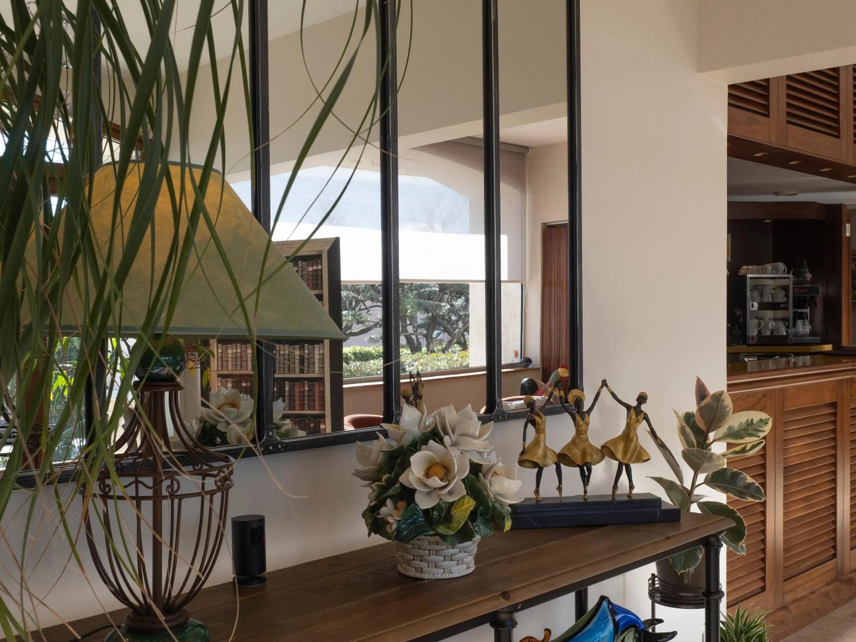 Property building in Hotel Les Oliviers