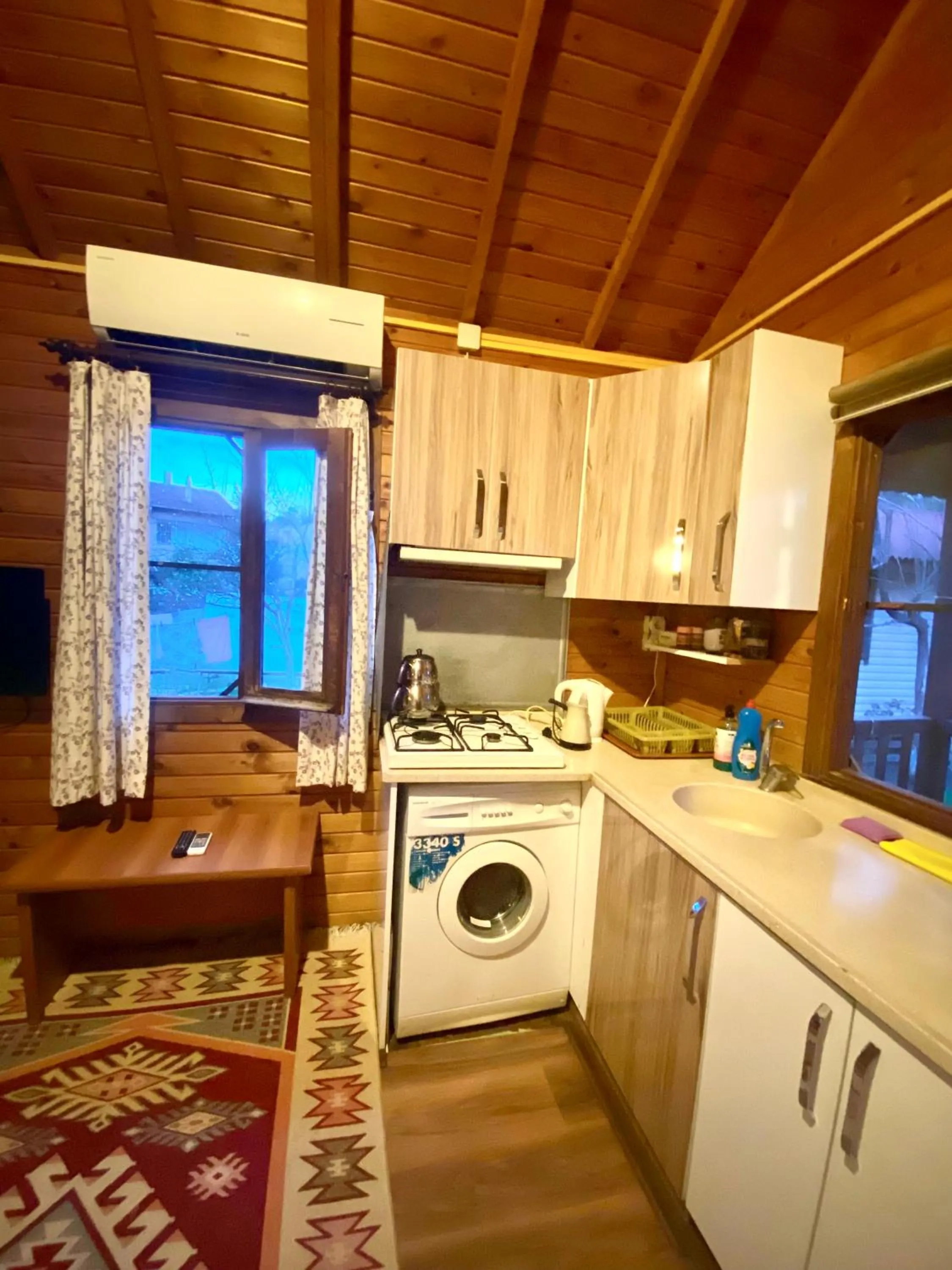 Kitchen or kitchenette in Villa Balım