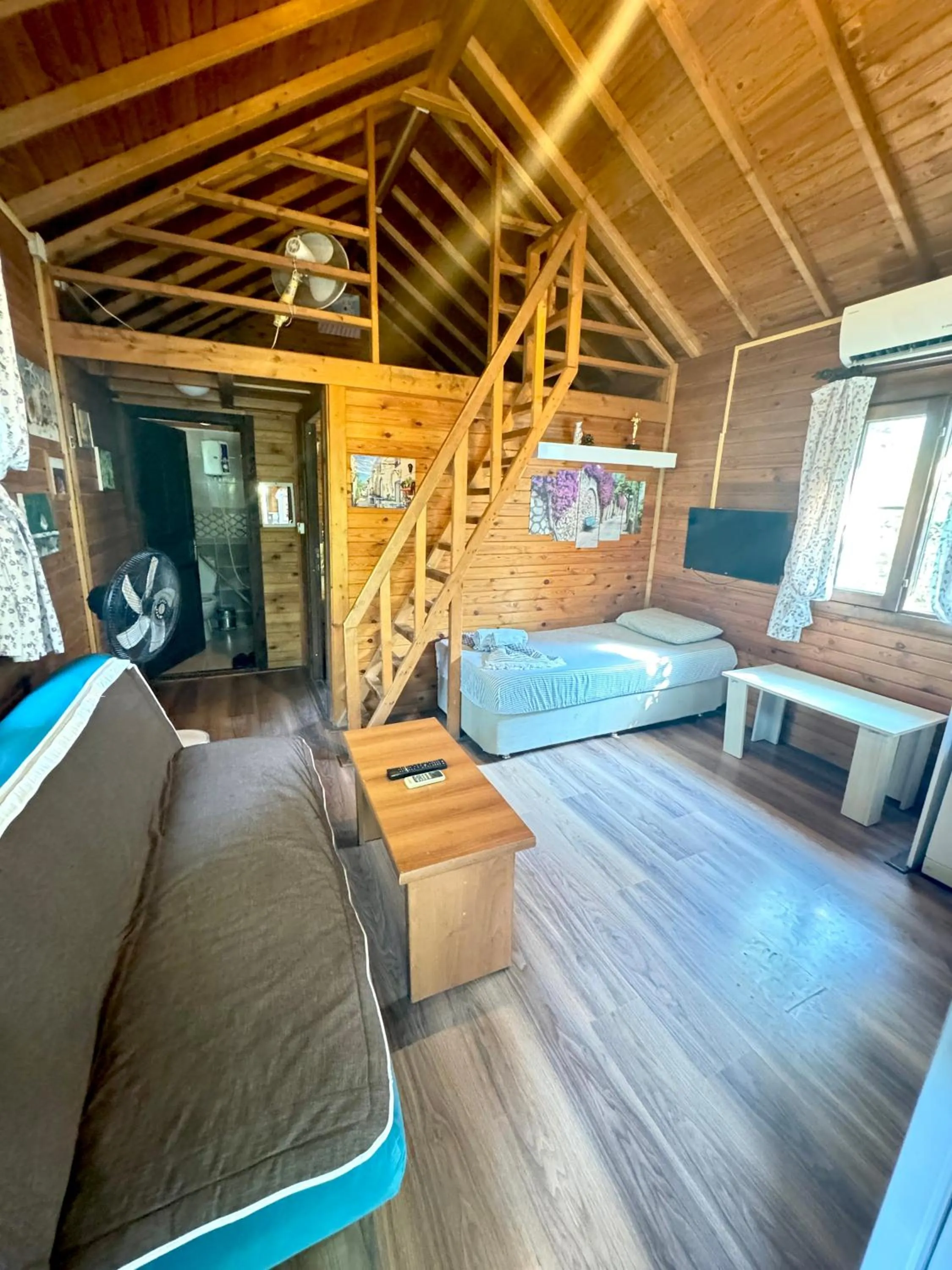 Communal lounge/ TV room, Bed in Villa Balım