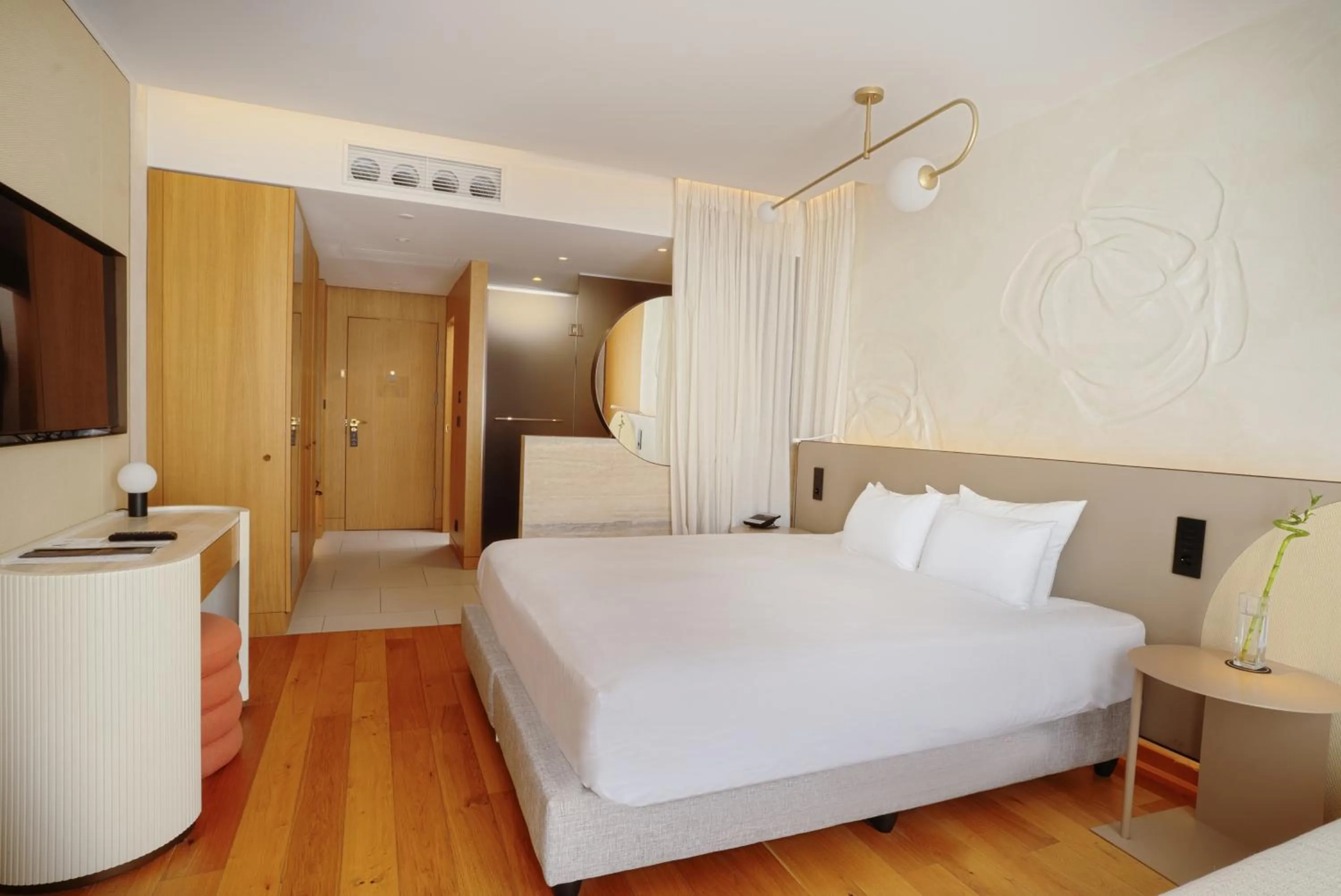 Bed in Maison Sofia - MGallery