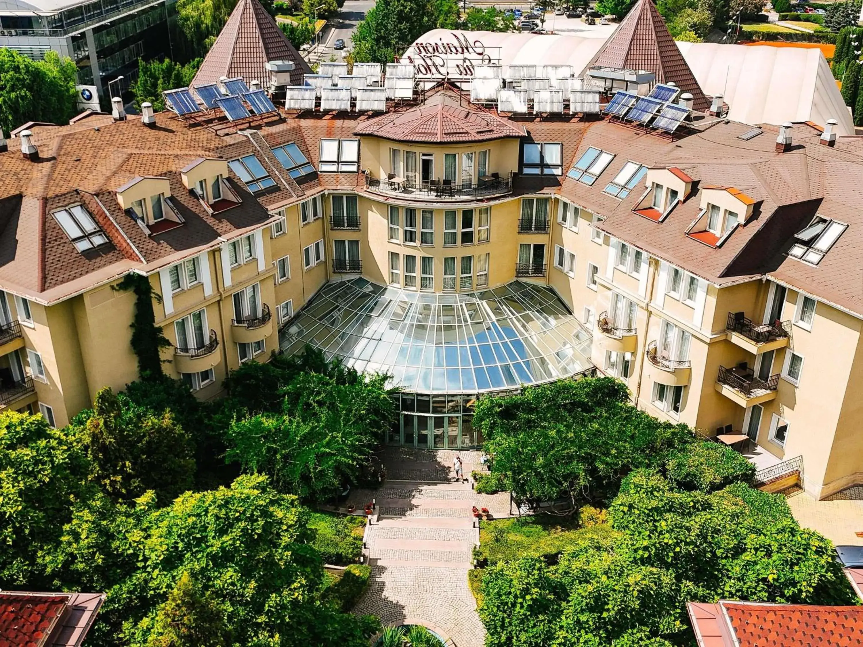 Property building in Maison Sofia - MGallery Property building in Maison Sofia - MGallery