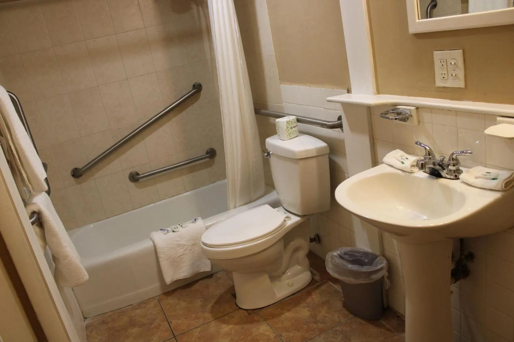 Executive Economy Lodge