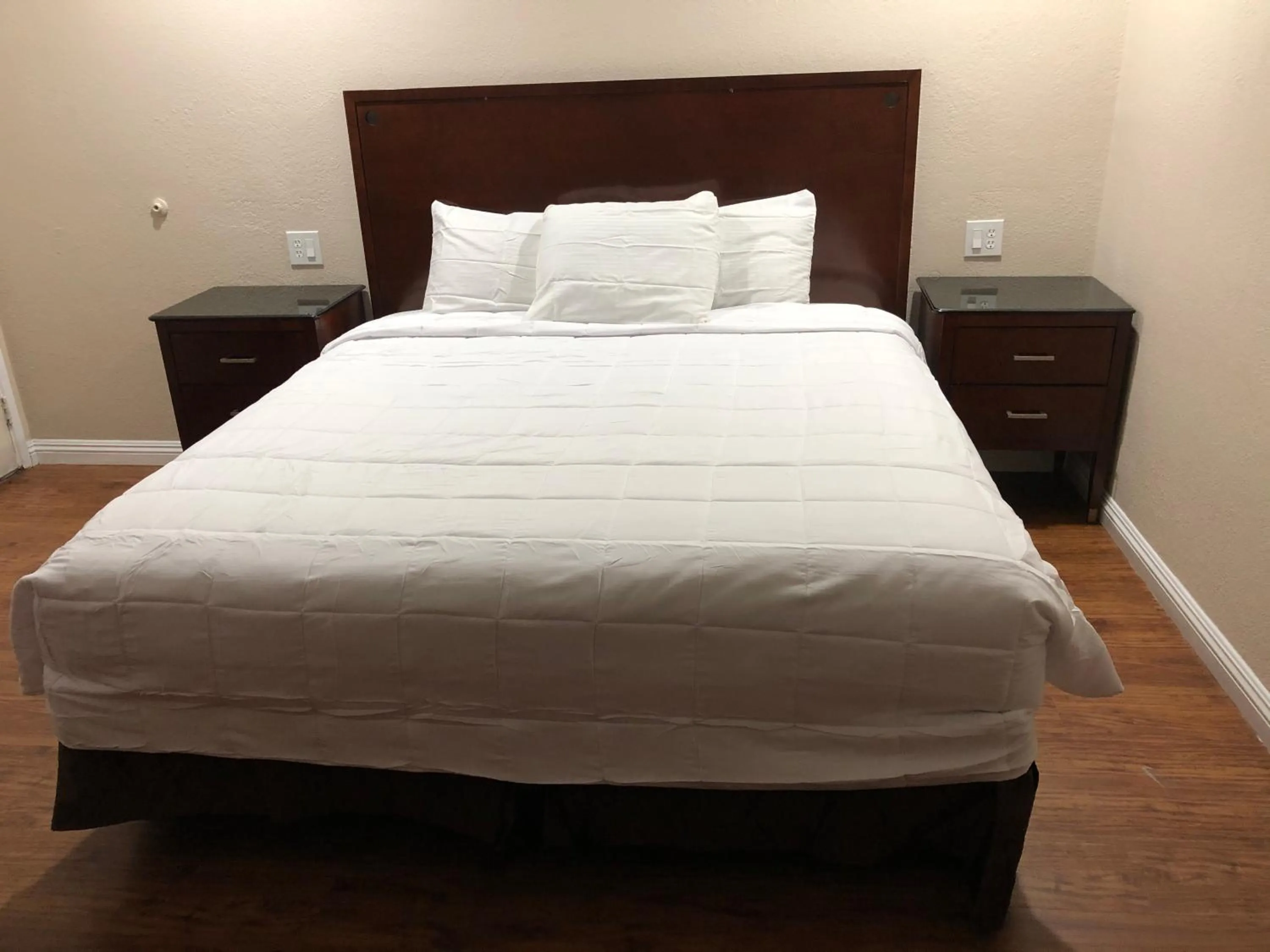 Bed in American Inn