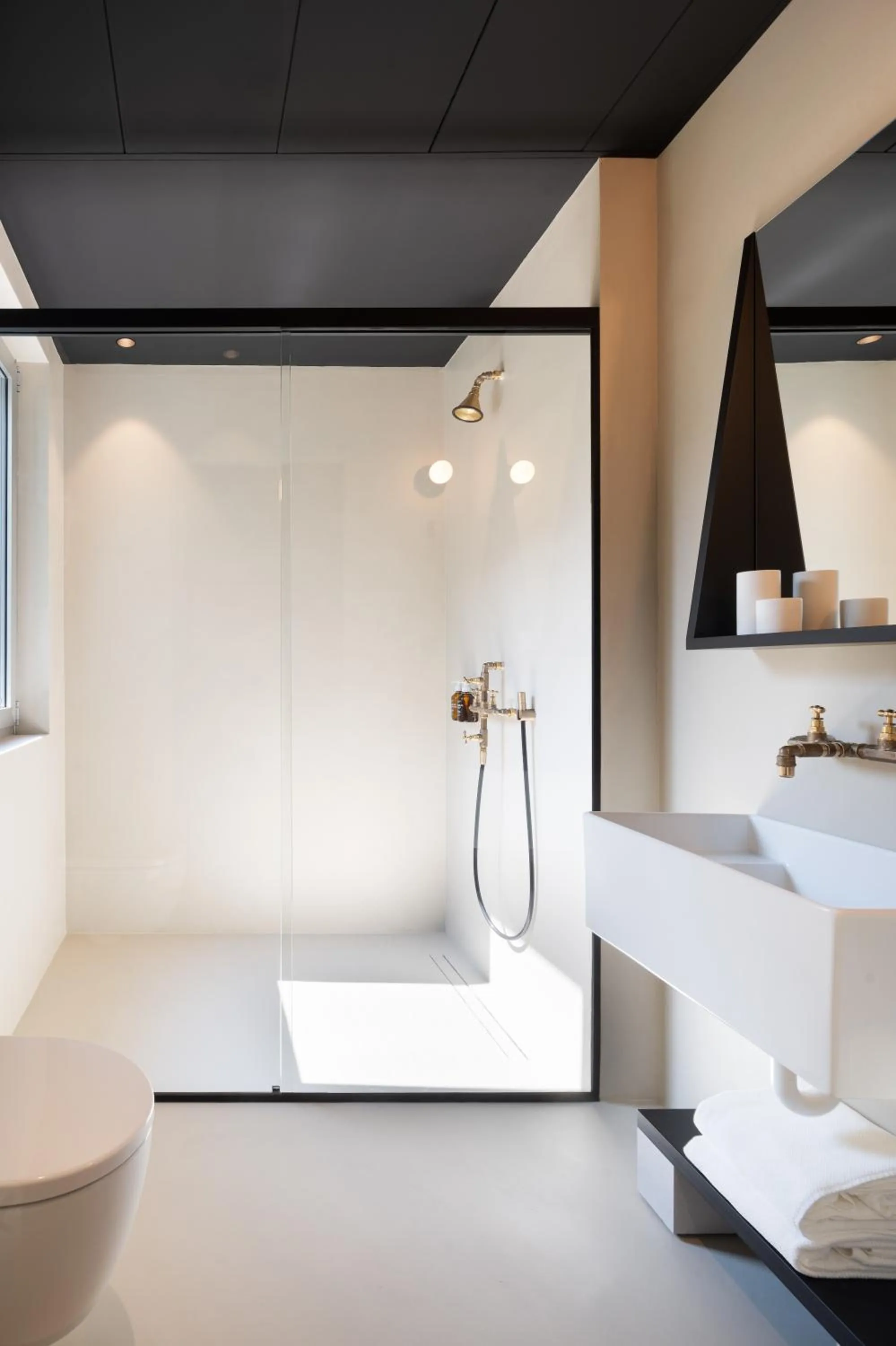 Shower in B5 Boutique & Design Hotel - Digital Check in - Adults Only