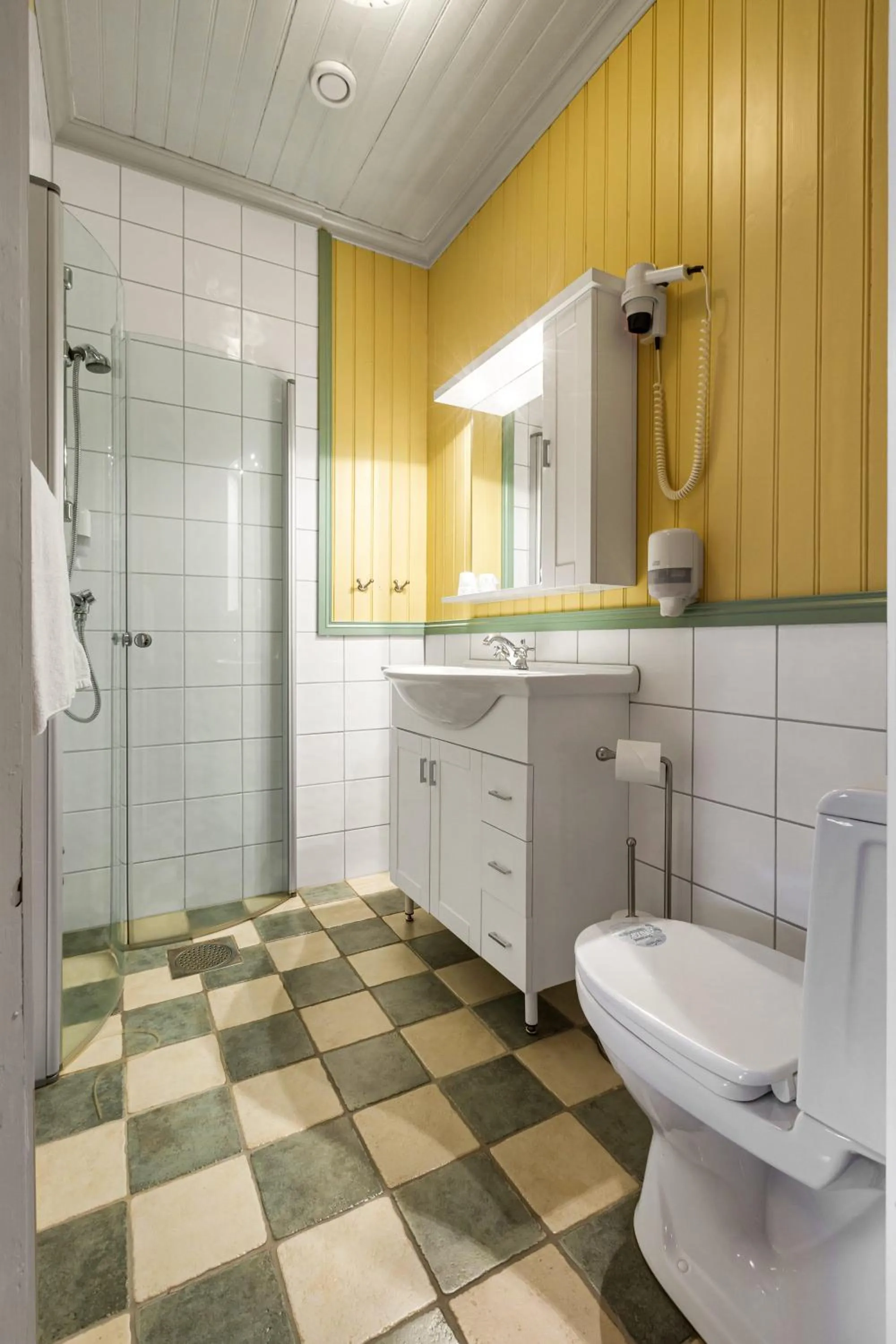 Bathroom in Sandtorgholmen Hotel - Best Western Signature Collection