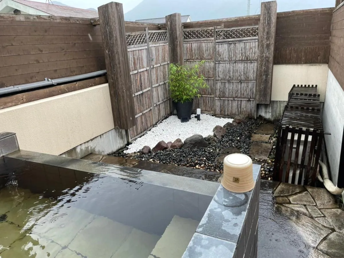 Open Air Bath in ETAVIA Yufuinekimae