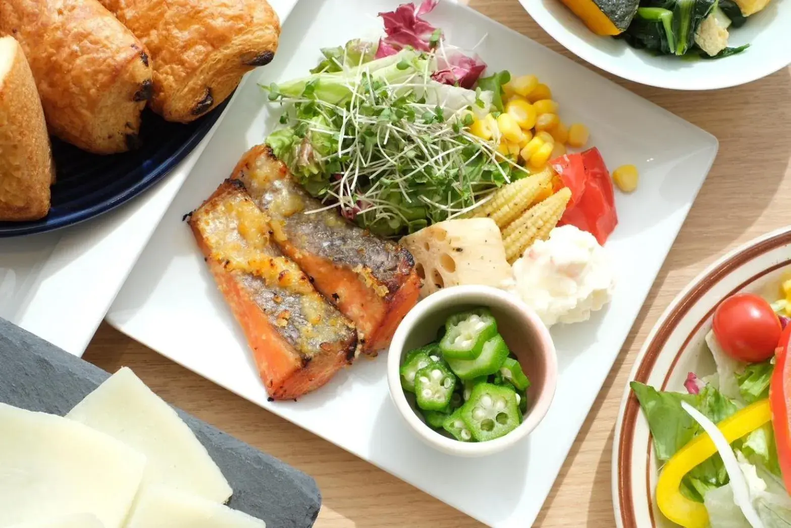 Restaurant/places to eat in Richmond Hotel Himeji Restaurant/places to eat in Richmond Hotel Himeji