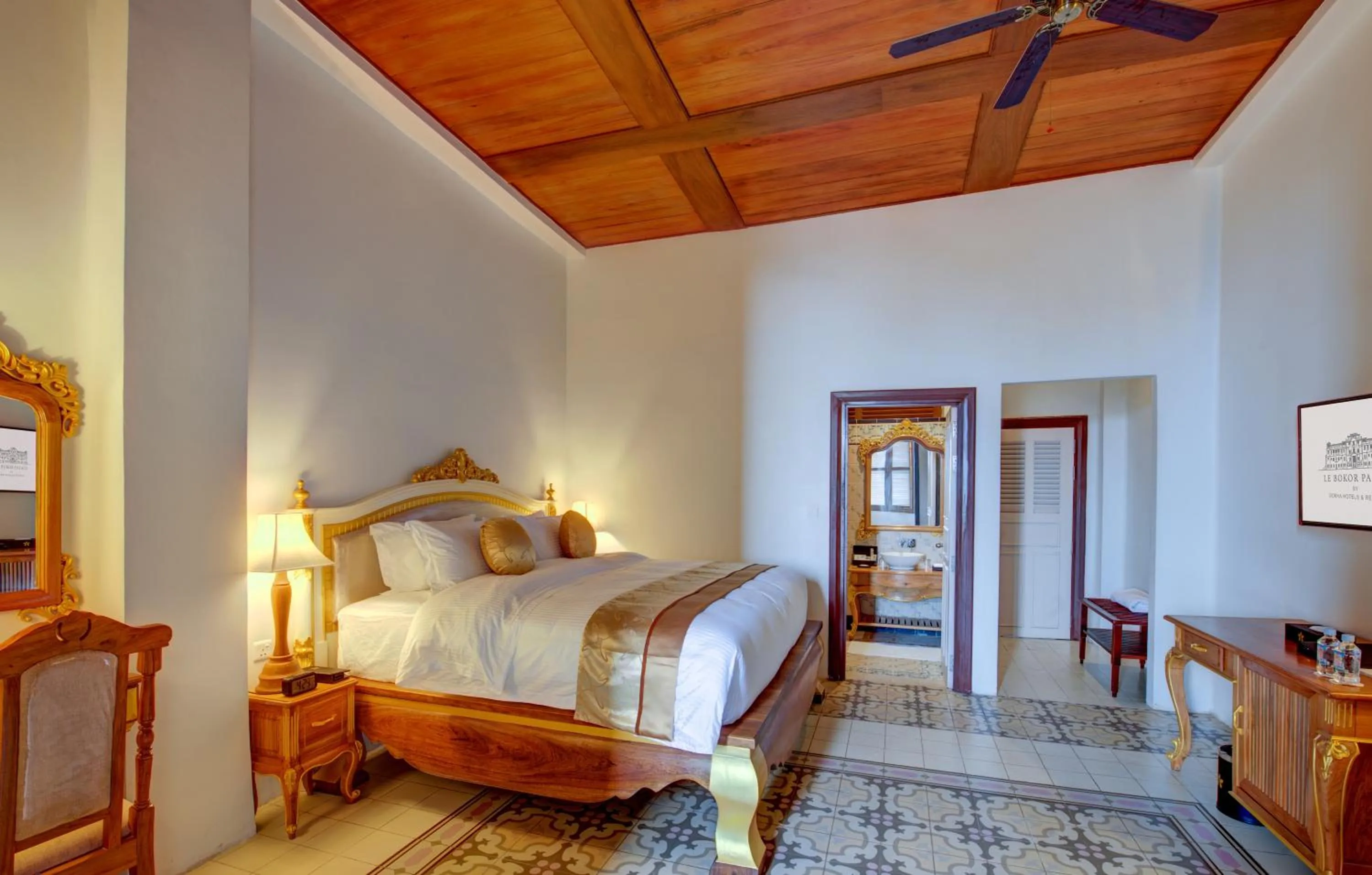 Bedroom in Le Bokor Palace