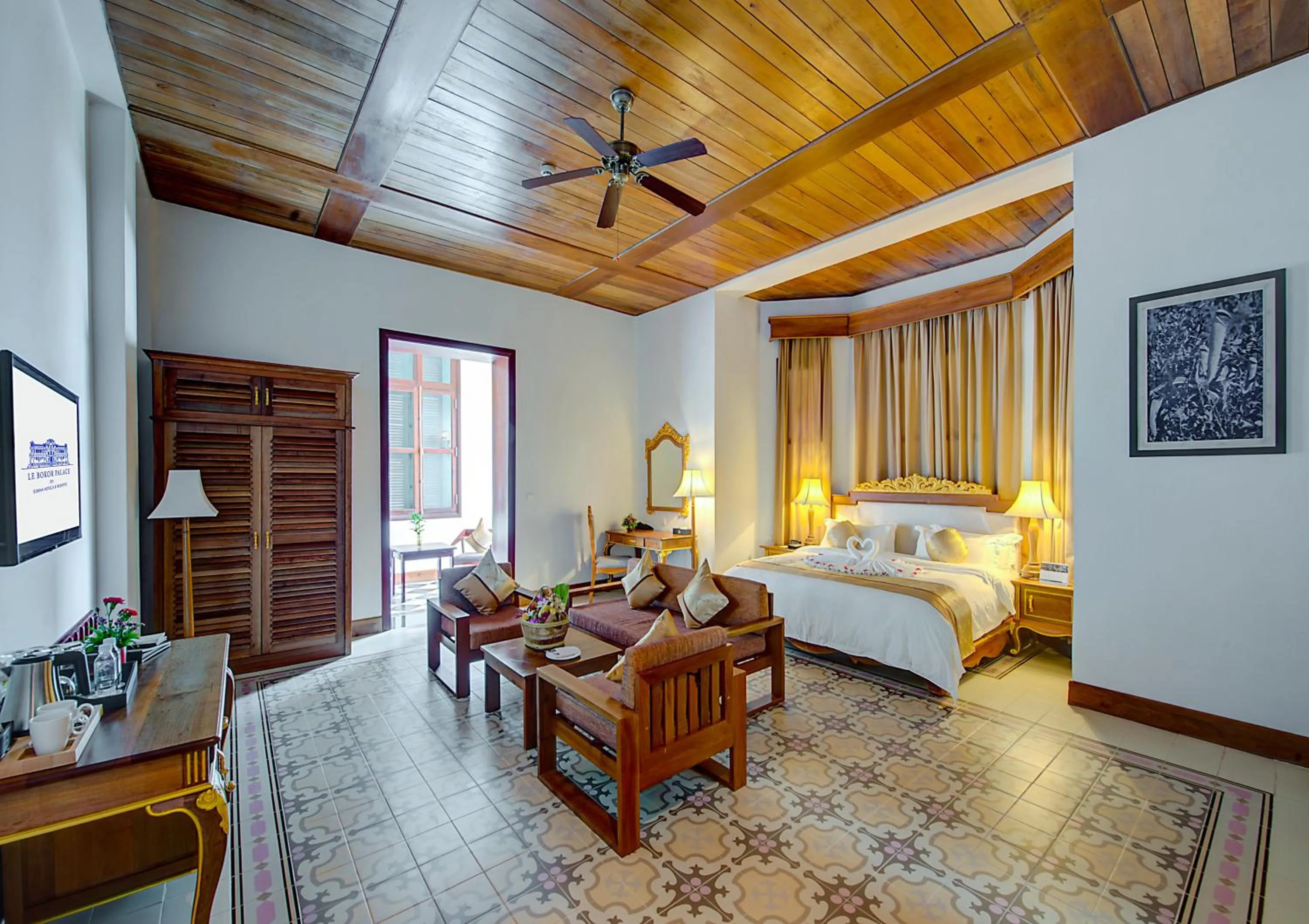 Bedroom in Le Bokor Palace