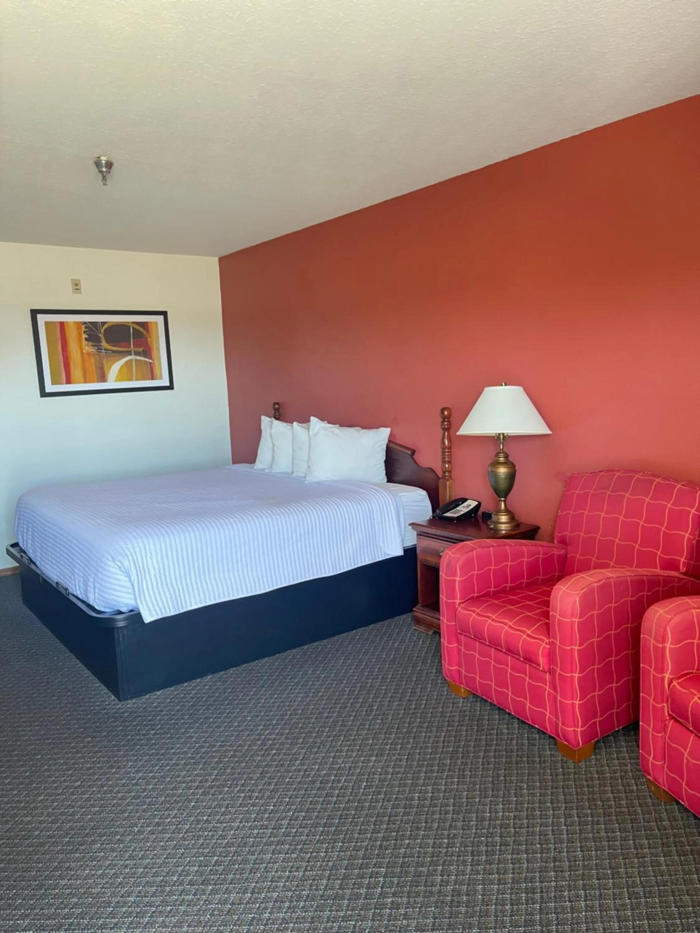 Bed in Carriage House Inn