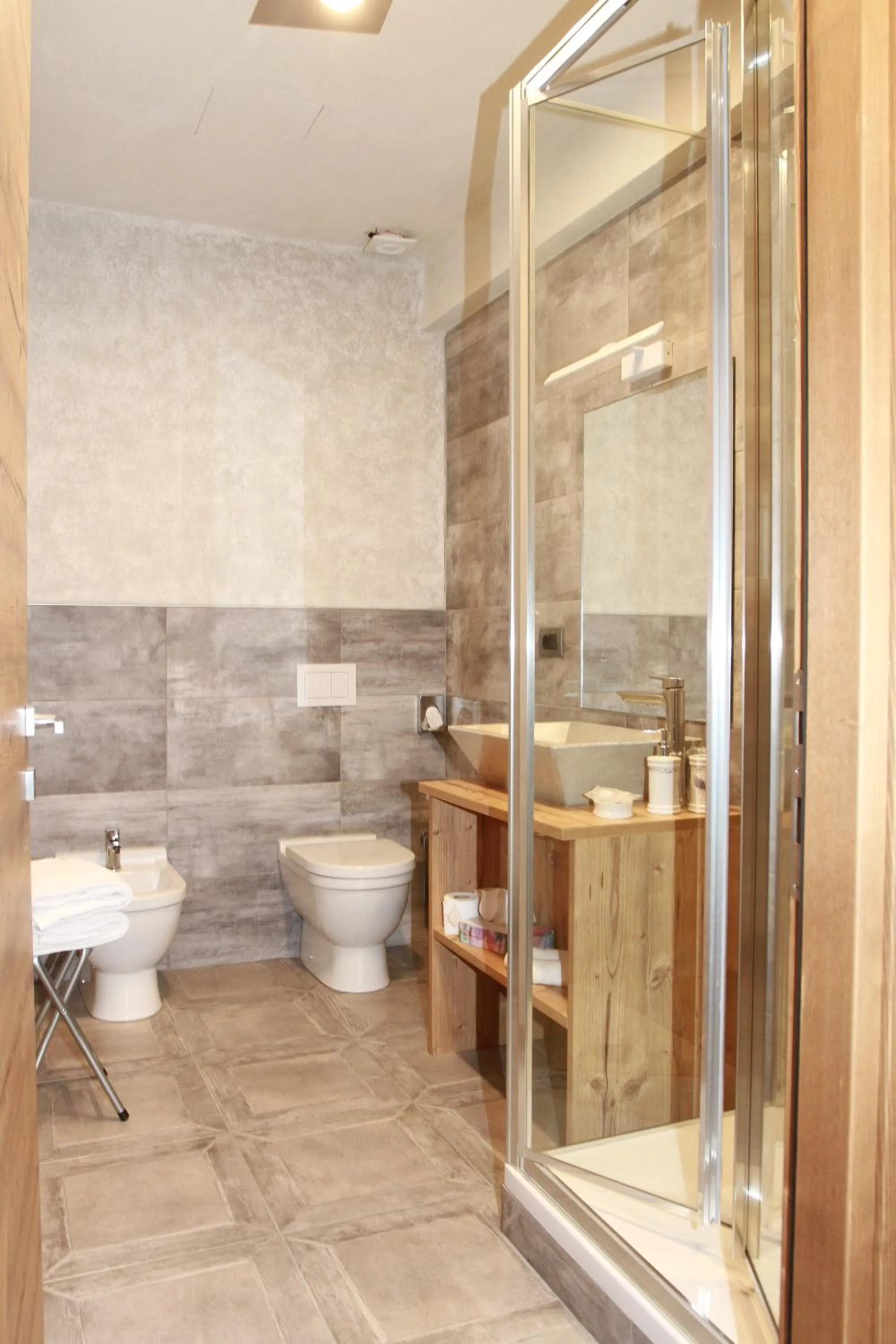 Shower in B&B Corte Rossa