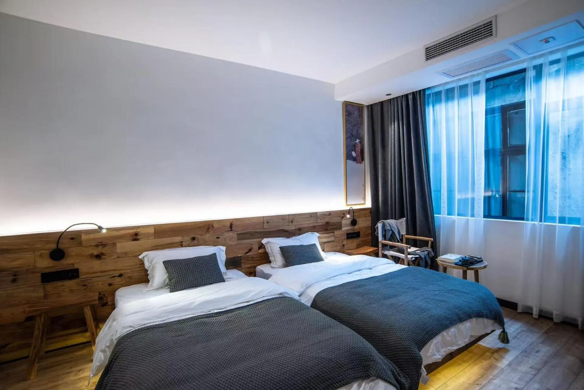 Twin Room with Private Bathroom - single occupancy in BaHaoBieYuan