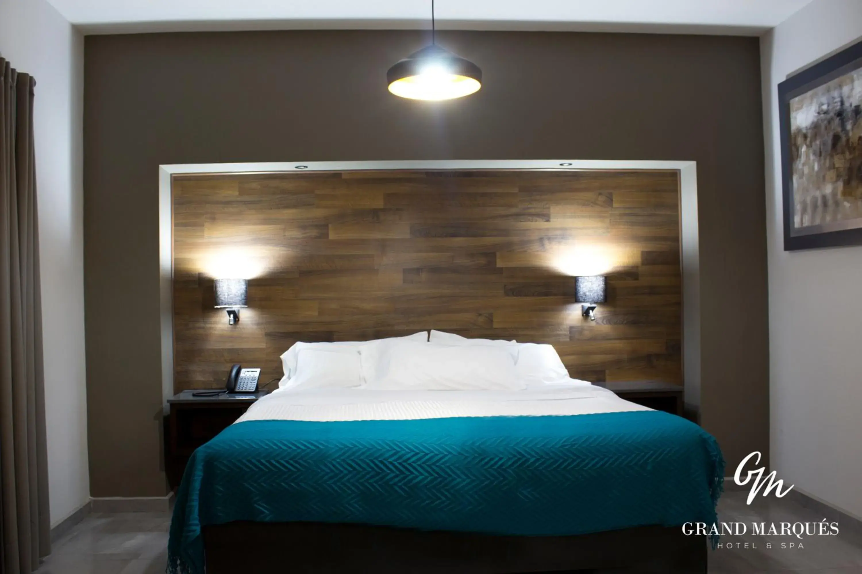 Bed in Grand Marques Bed in Grand Marques