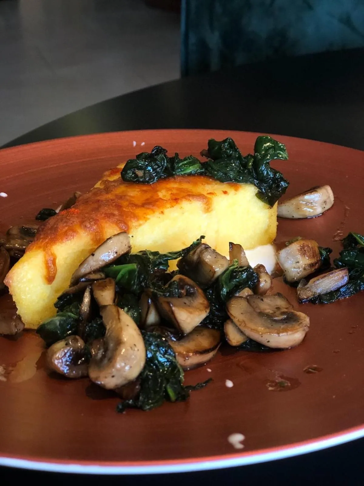 Restaurant/places to eat in Hotel Concorde